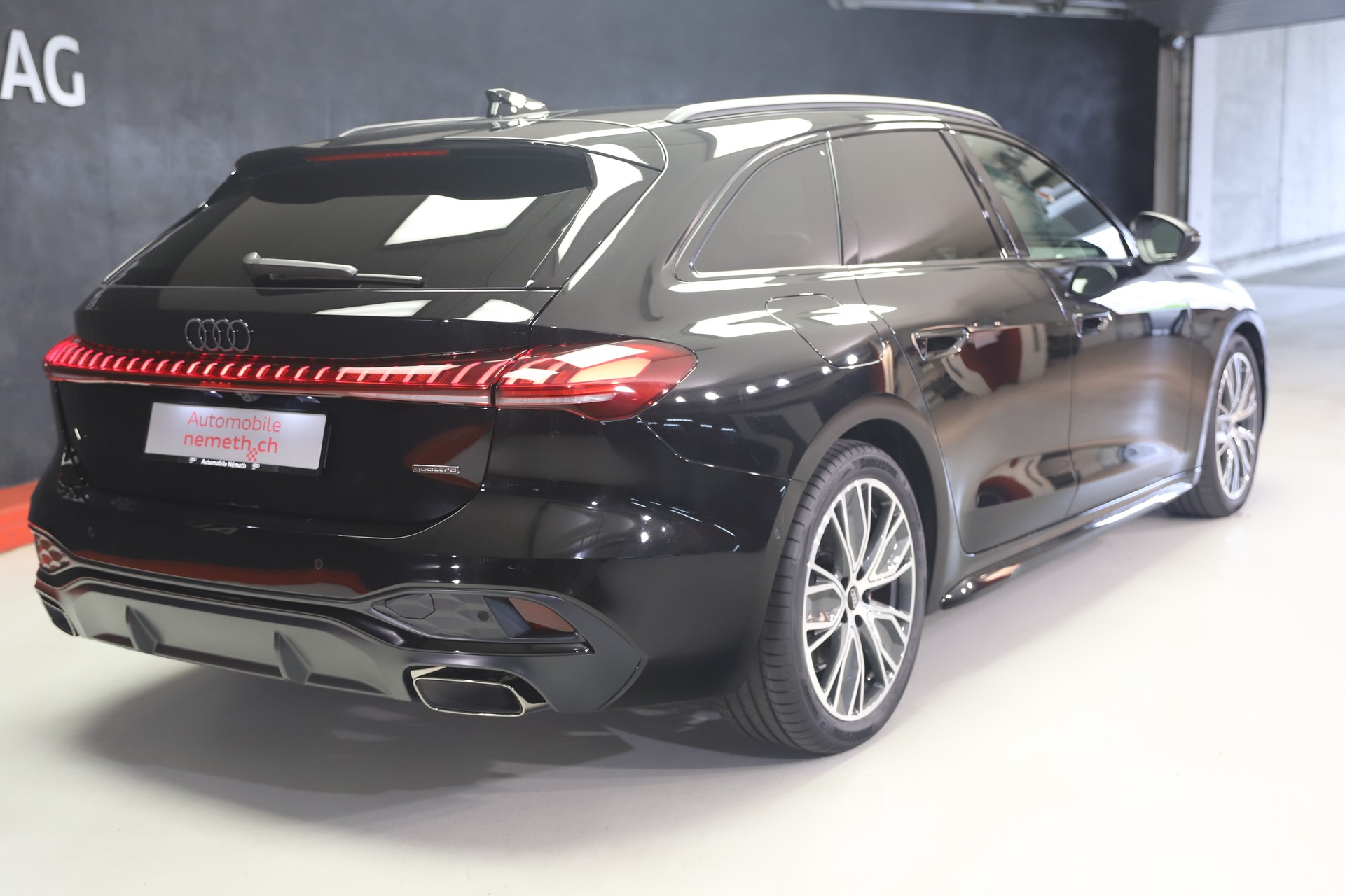 AUDI A5 Avant TFSI quattro 150 kW S tronic-image-1