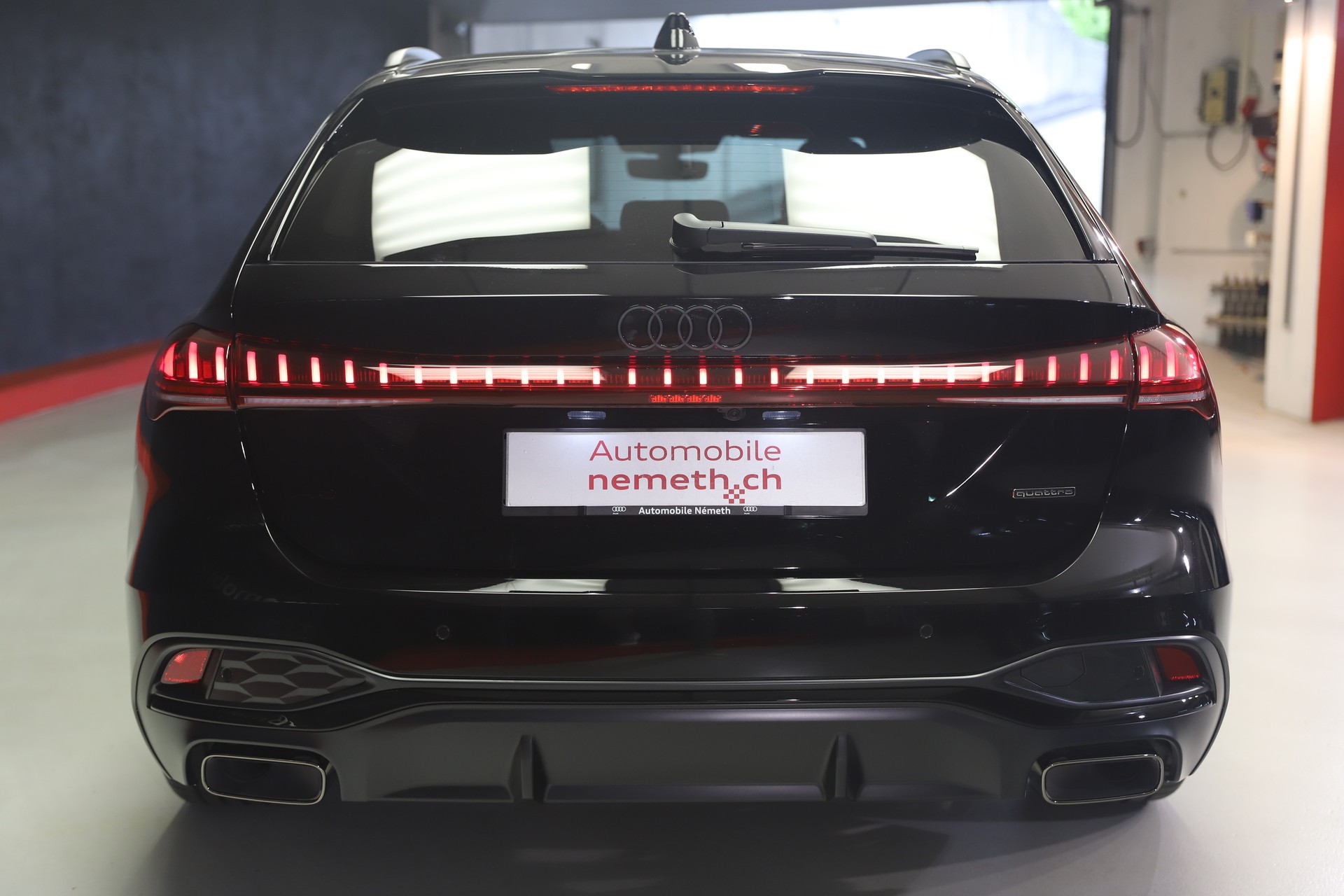 AUDI A5 Avant TFSI quattro 150 kW S tronic-image-2