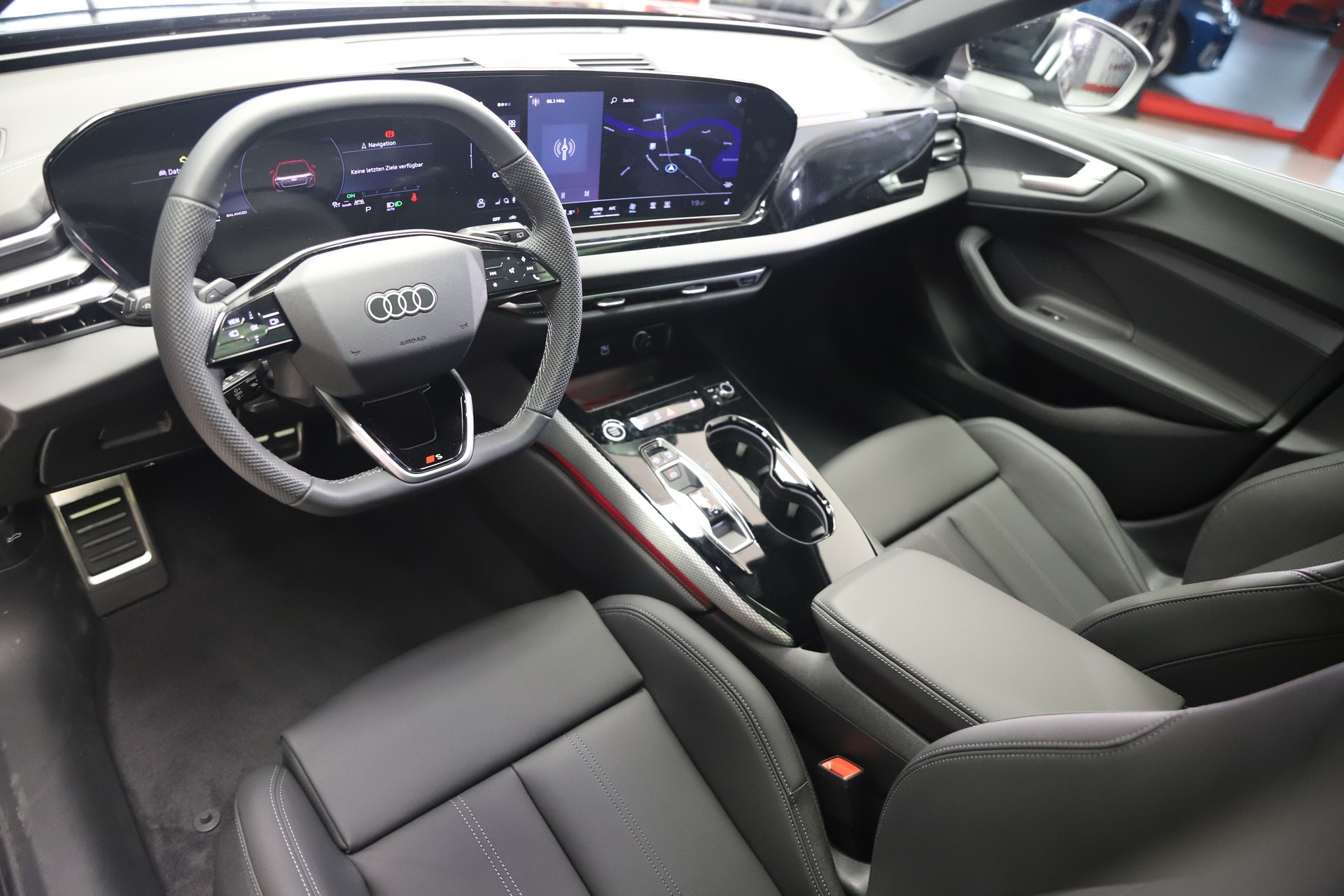 AUDI A5 Avant TFSI quattro 150 kW S tronic-image-7