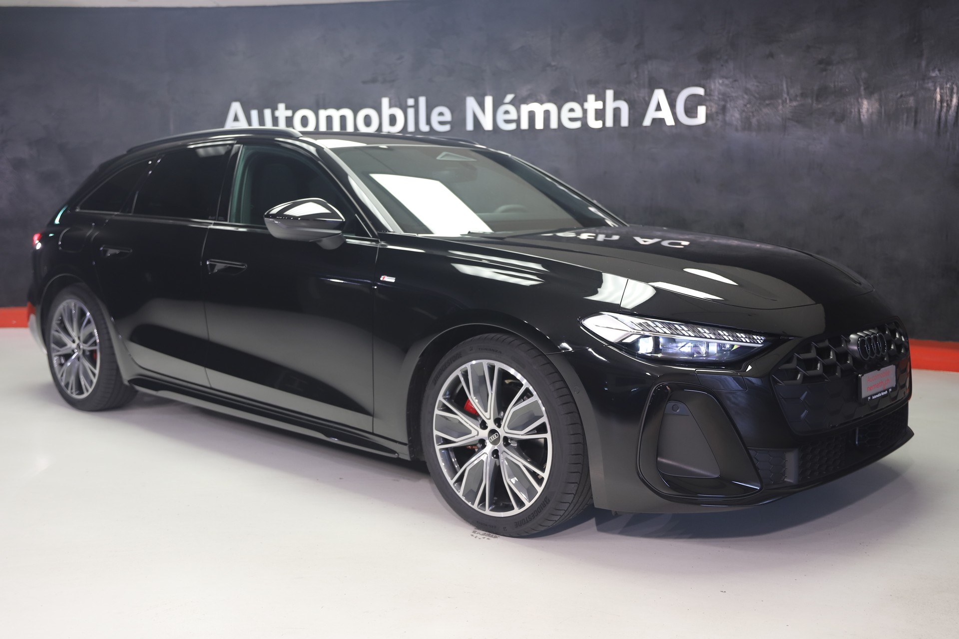 AUDI A5 Avant TFSI quattro 150 kW S tronic-image-0