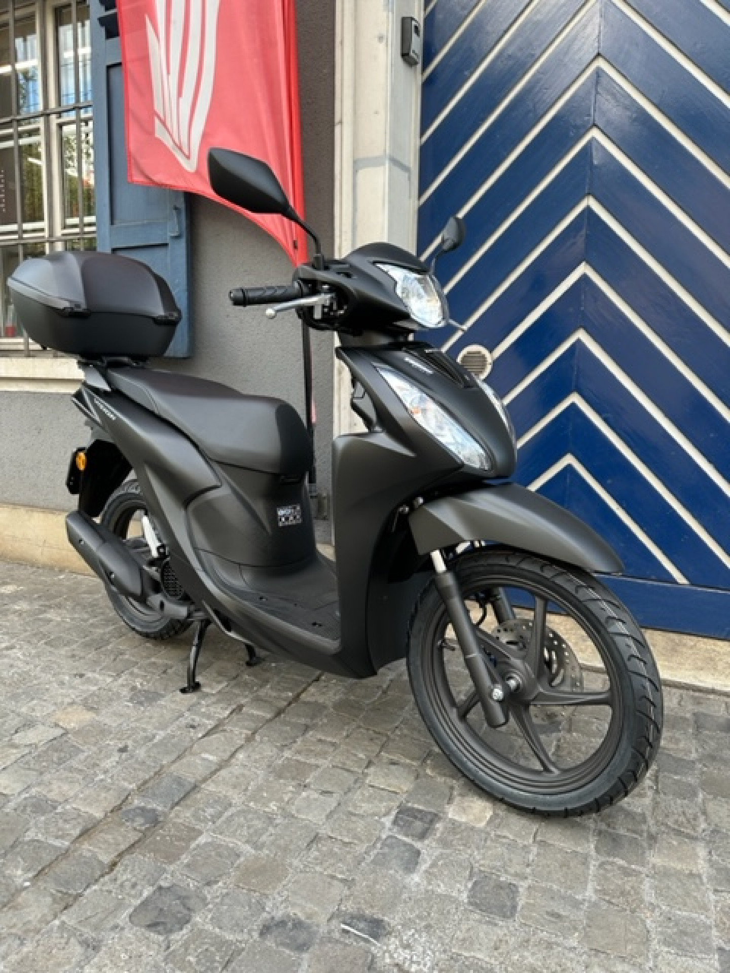 HONDA NSC 110 Vision Modell 2026 Inklusive Top Box-image-1