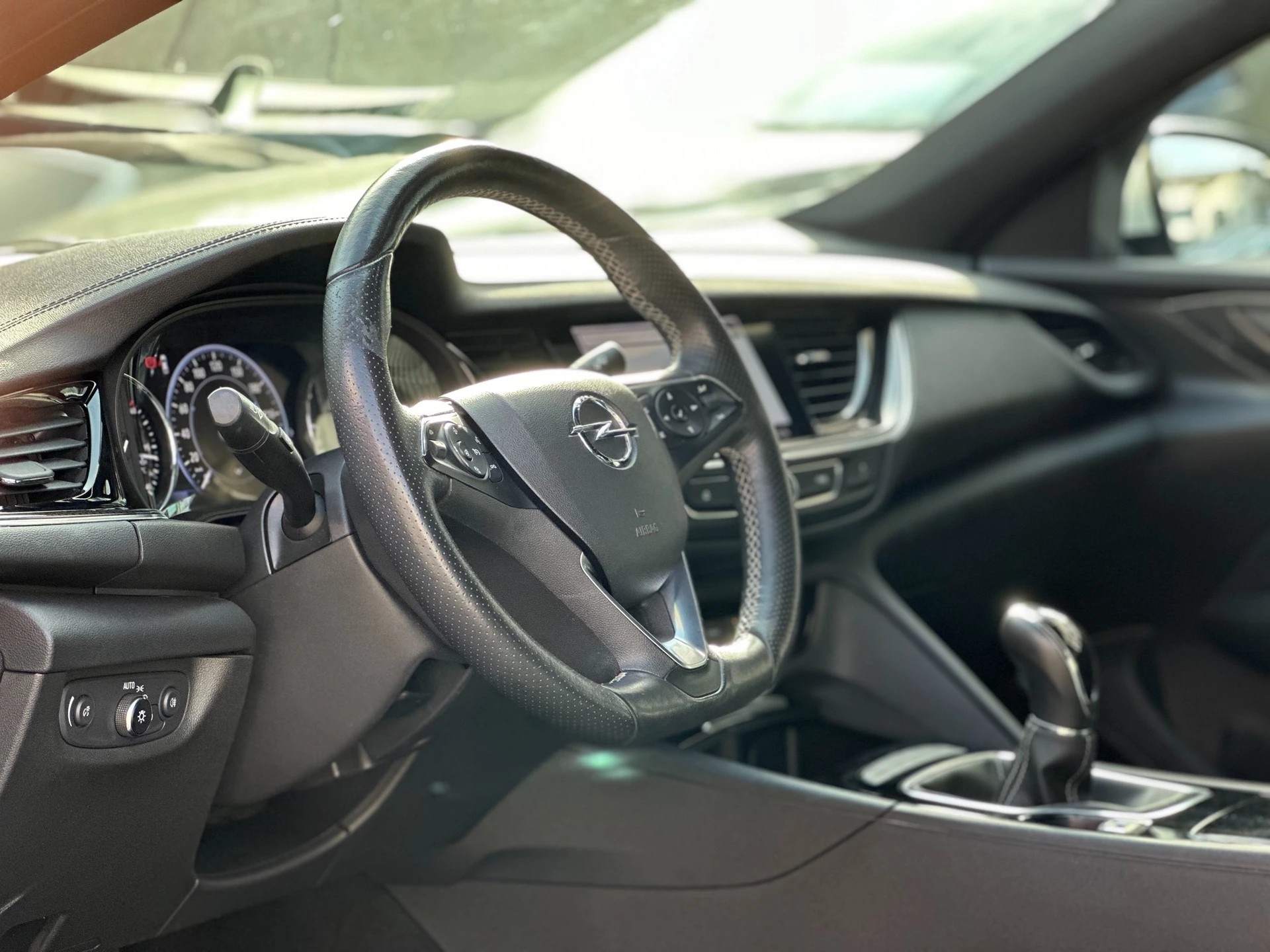 OPEL Insignia 1.5 T Grand Sport Excellence-image-12