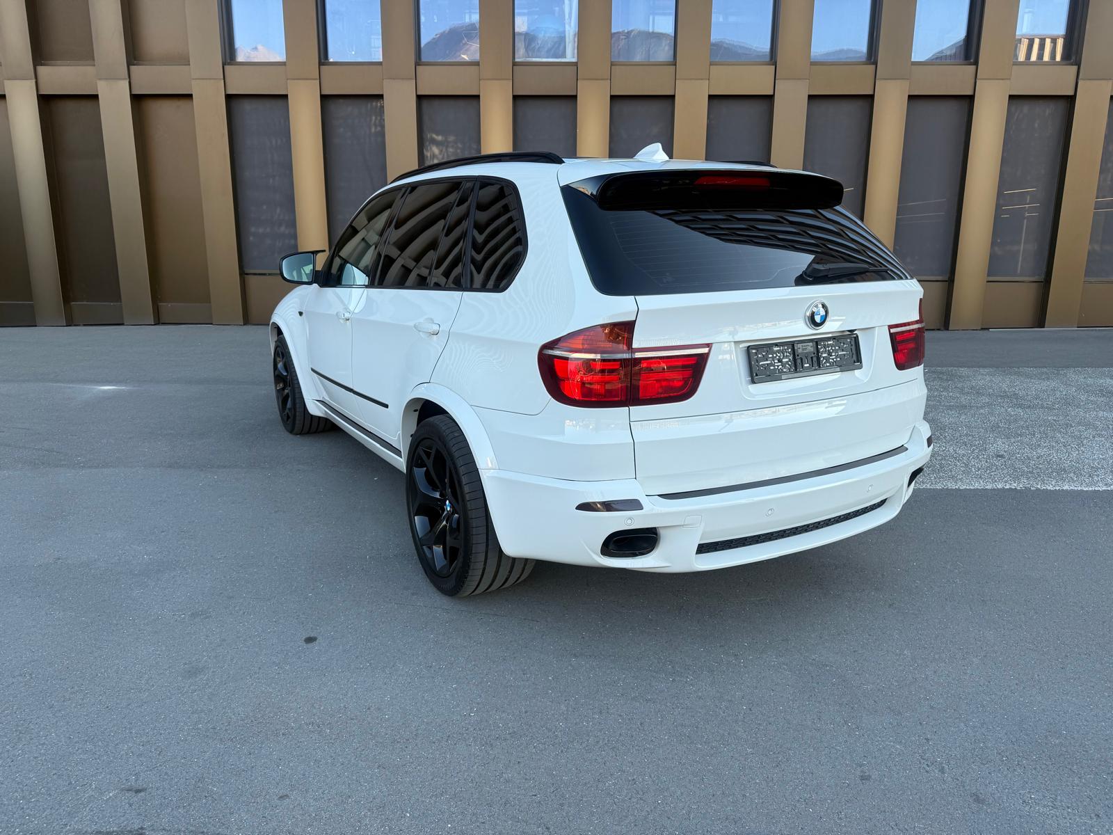 BMW X5 xDrive M50d Steptronic-image-2