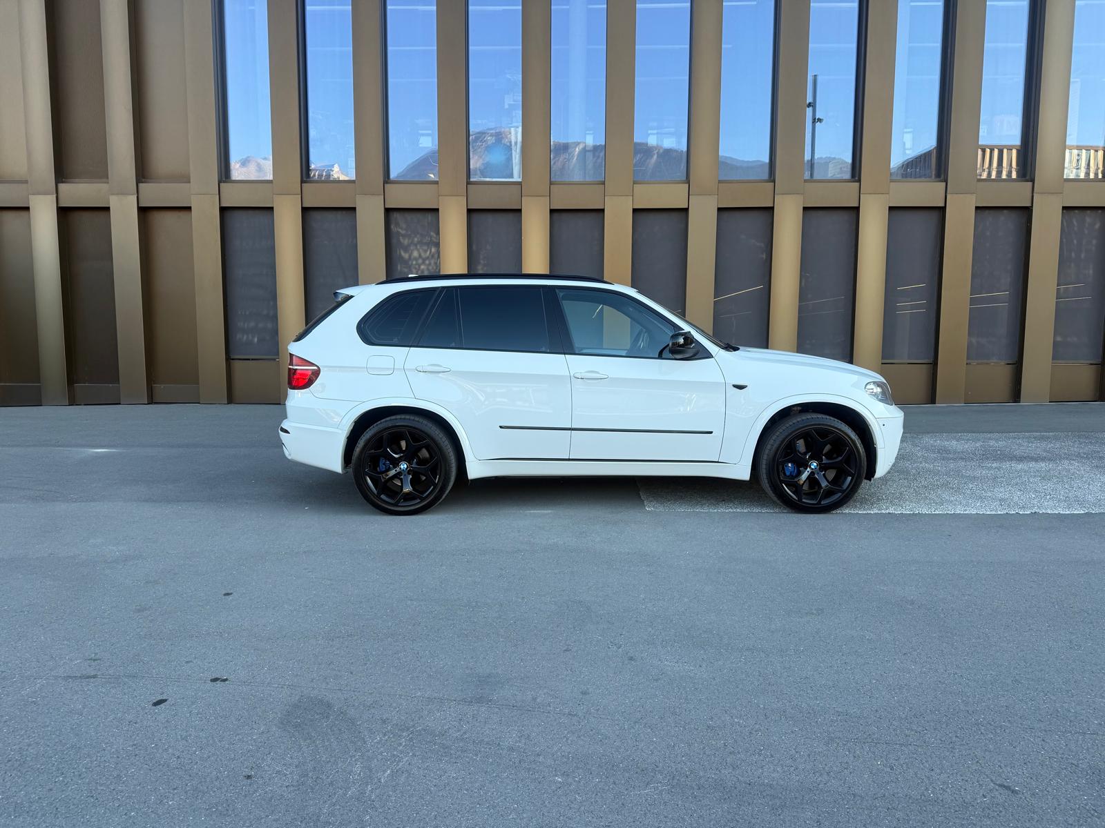 BMW X5 xDrive M50d Steptronic-image-5