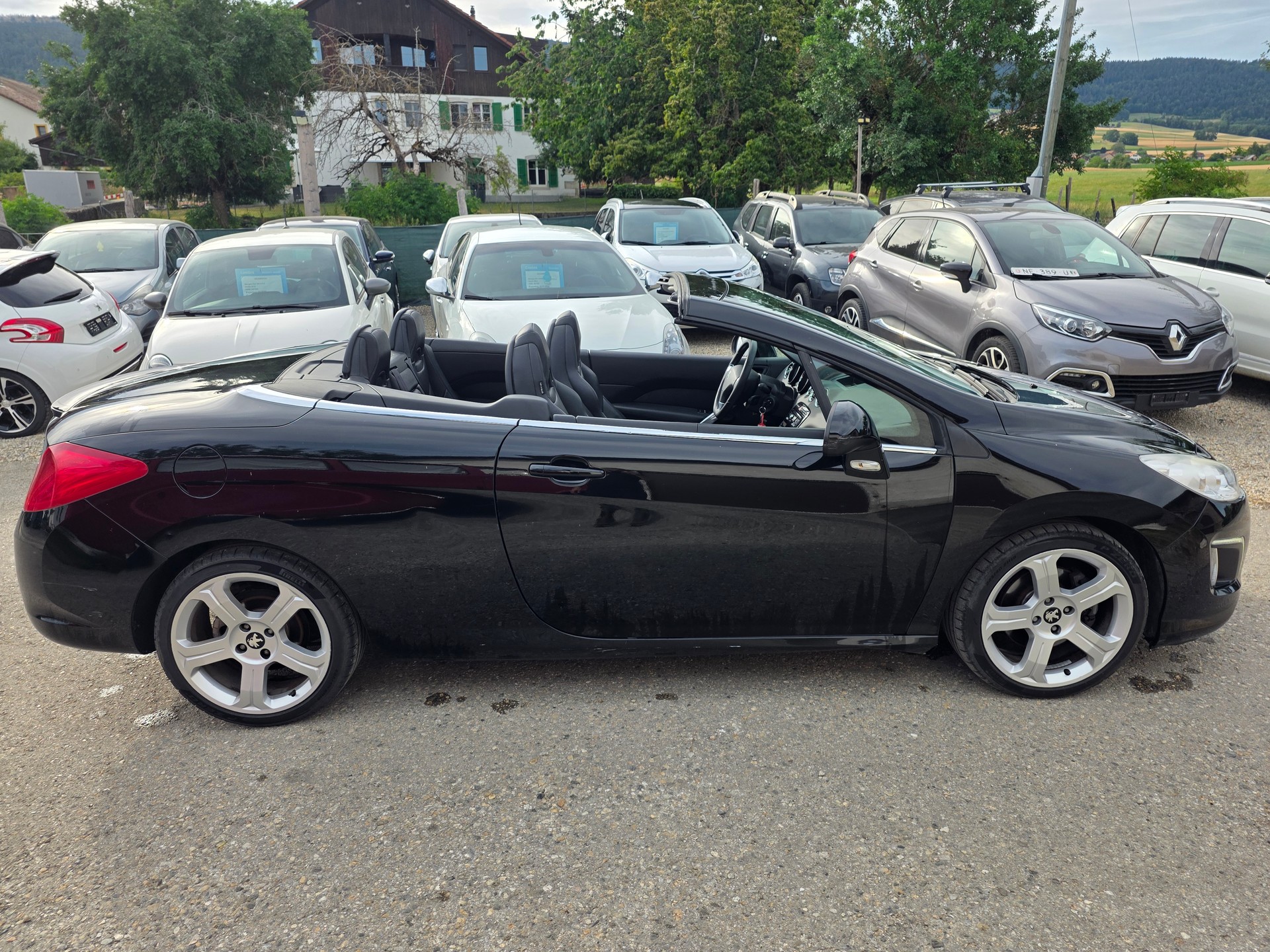 PEUGEOT 308 CC 1.6 16V Turbo Active Automatic-image-9