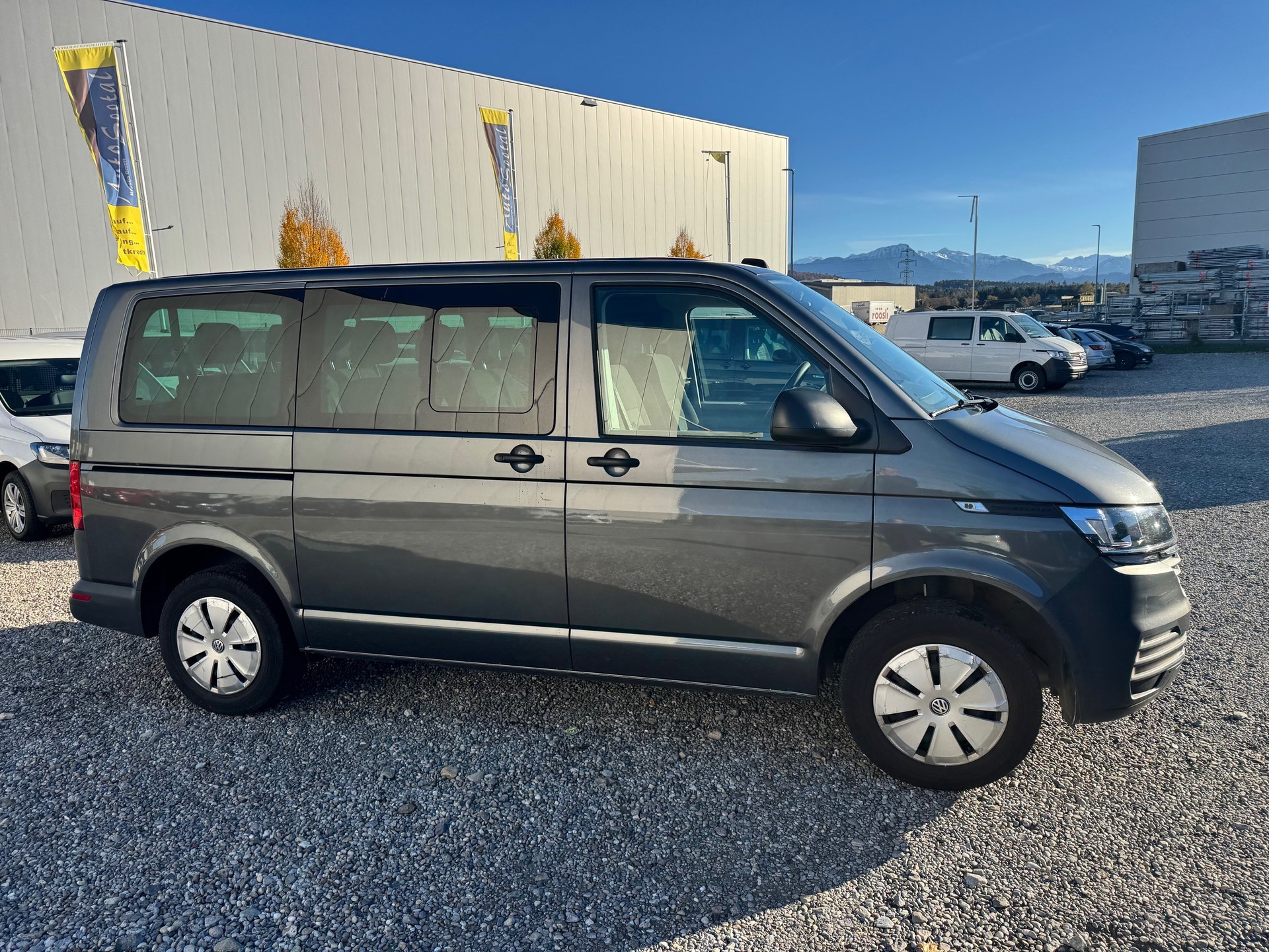 VW T6.1 2.0 TDI DSG-image-2