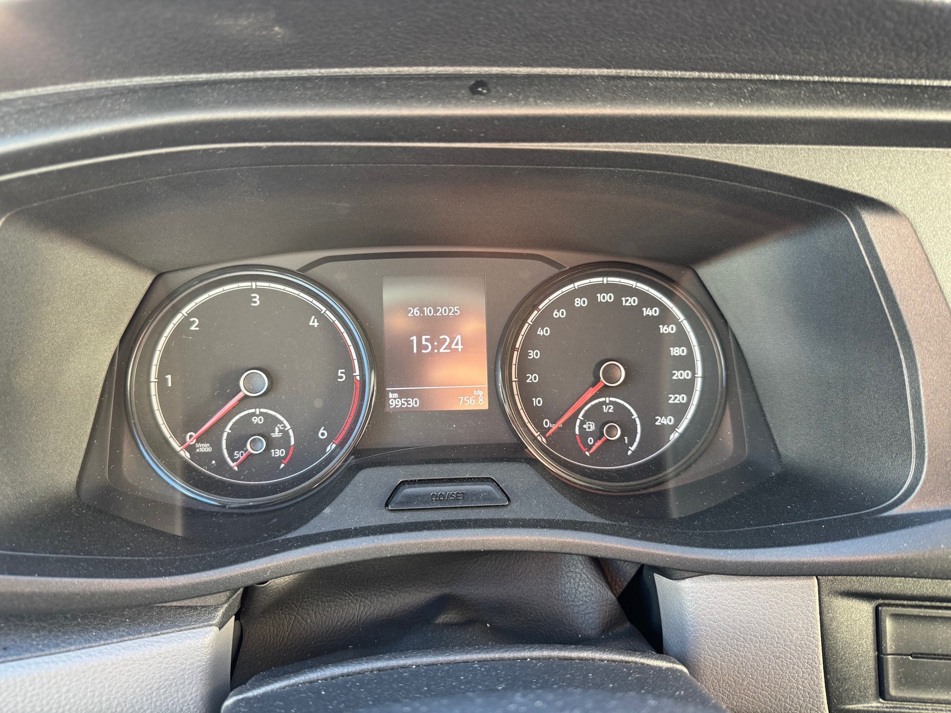 VW T6.1 2.0 TDI DSG-image-10