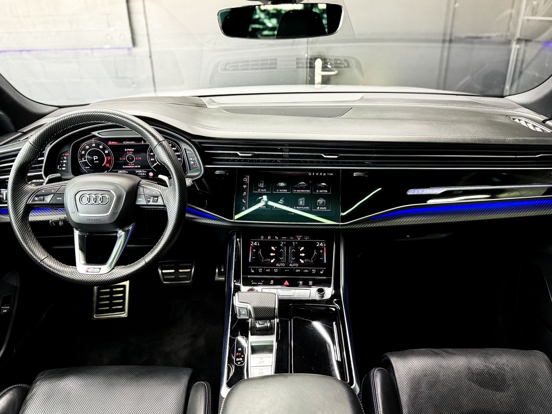 AUDI RSQ8 quattro tiptronic-image-8