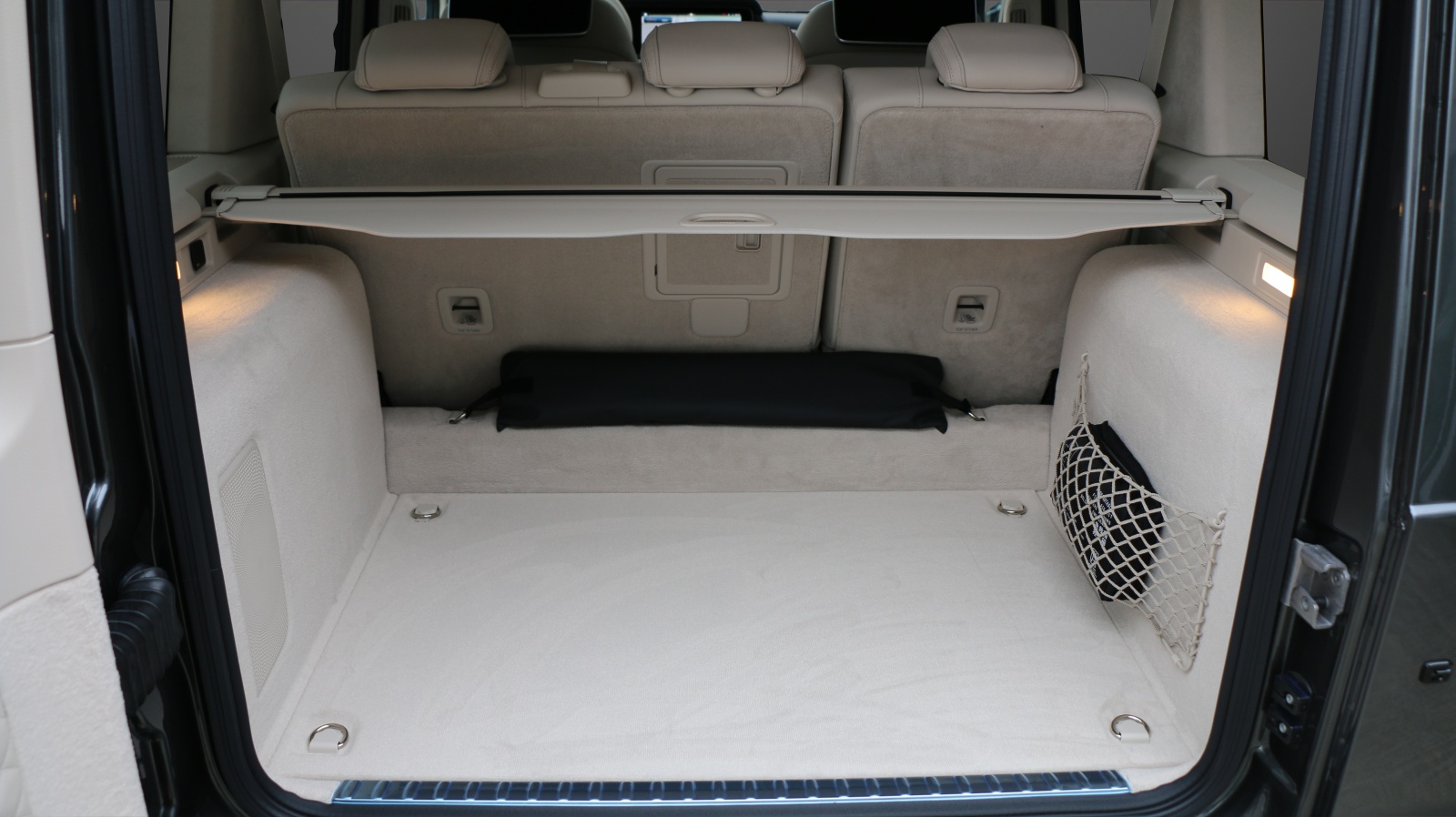 MERCEDES-BENZ G 63 AMG 9G-Tronic-image-11