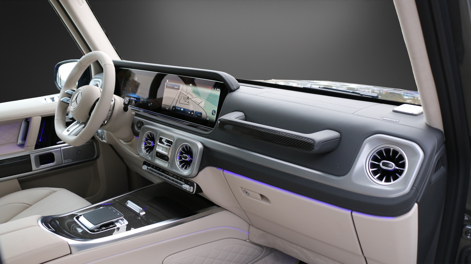 MERCEDES-BENZ G 63 AMG 9G-Tronic-image-8