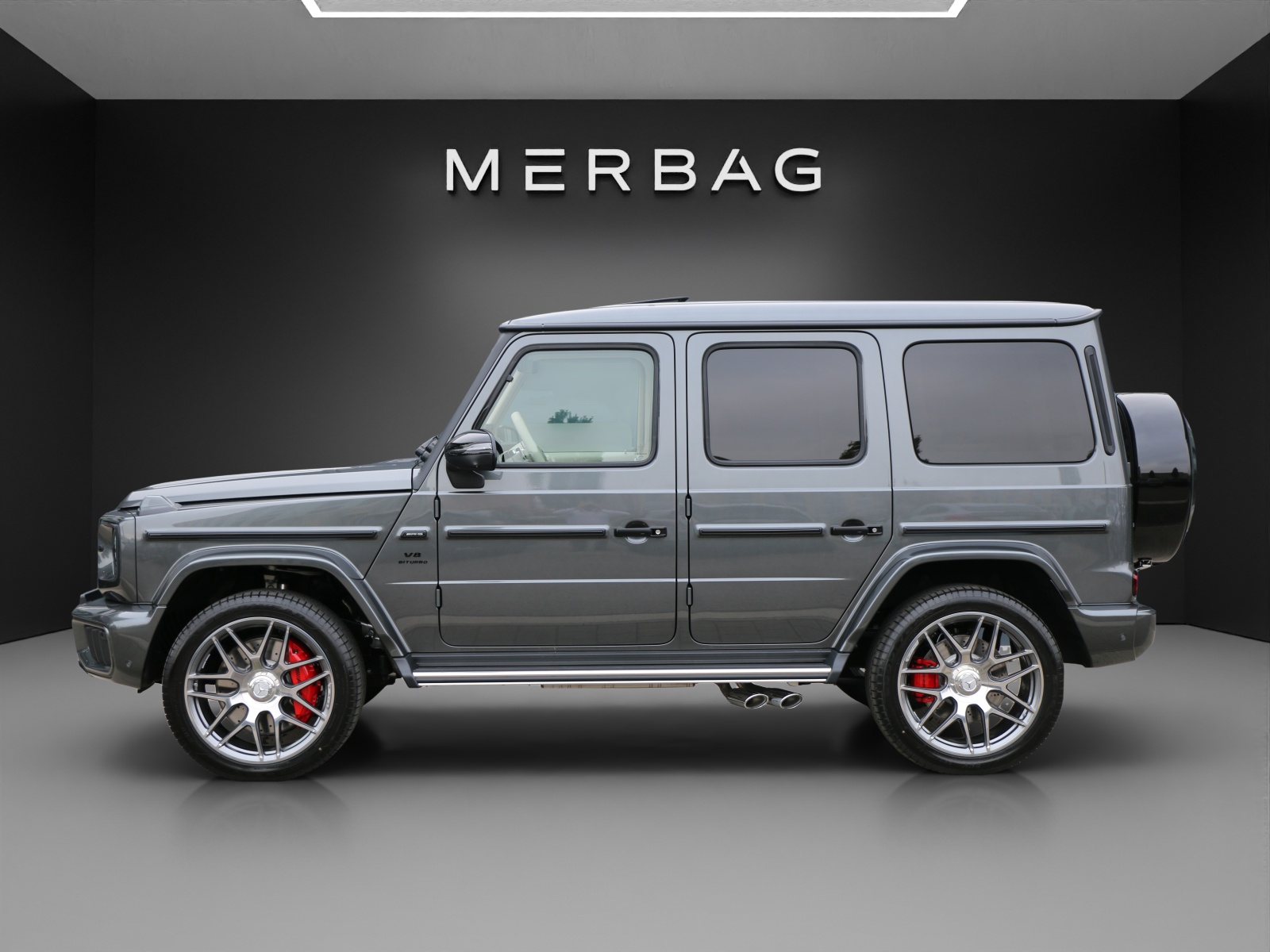MERCEDES-BENZ G 63 AMG 9G-Tronic-image-2