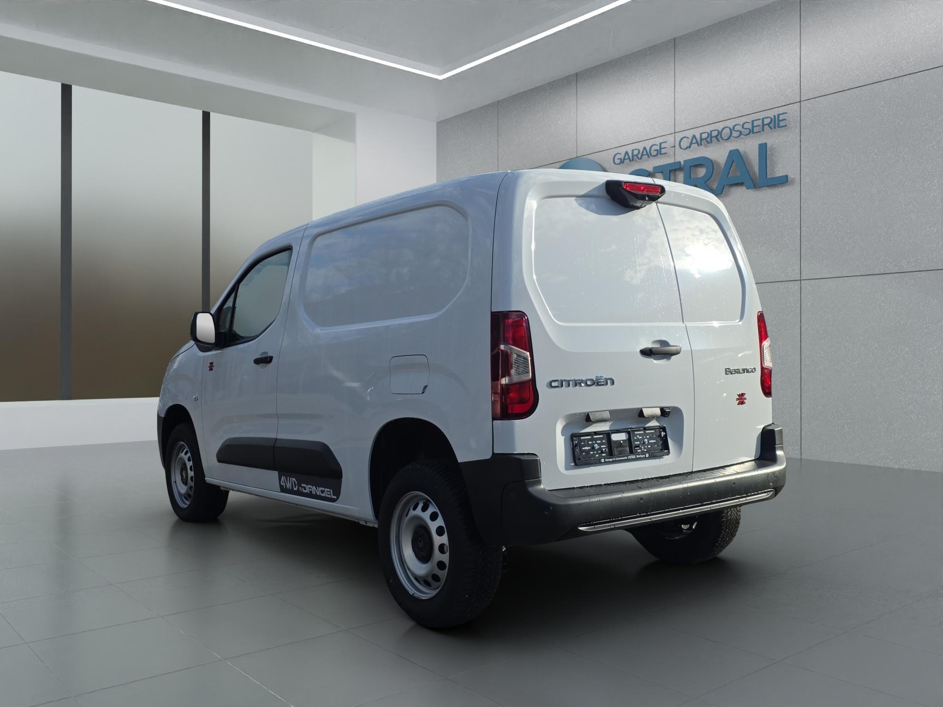 CITROEN Berlingo M erhöhte Nutzlast 1.5 BlueHDi 130 S/S 4x4-showroom-element-1
