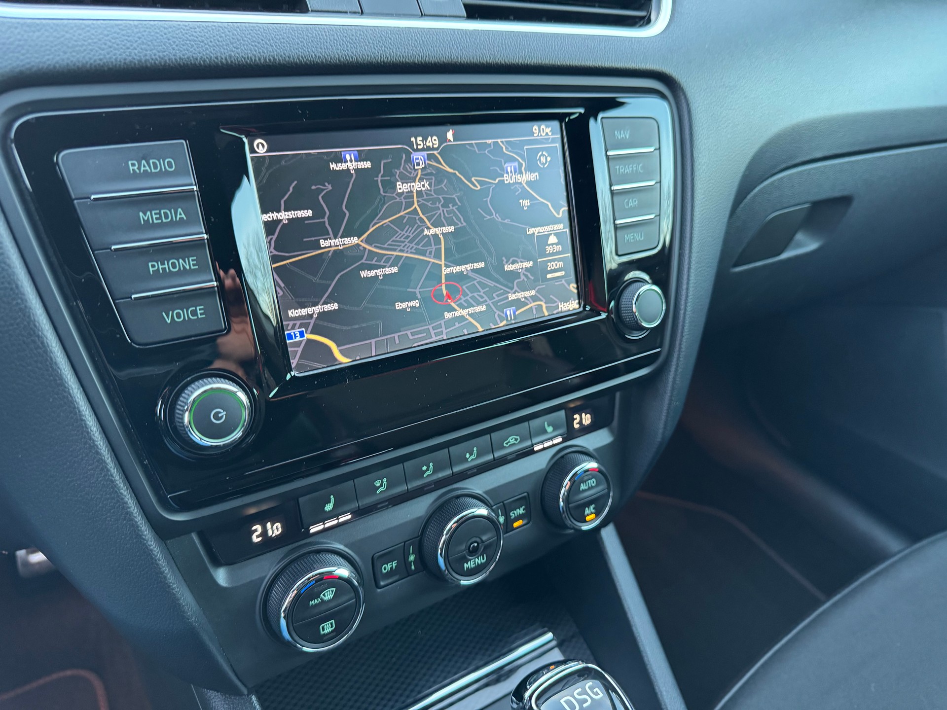SKODA Octavia Combi 2.0 TDI RS DSG-image-11