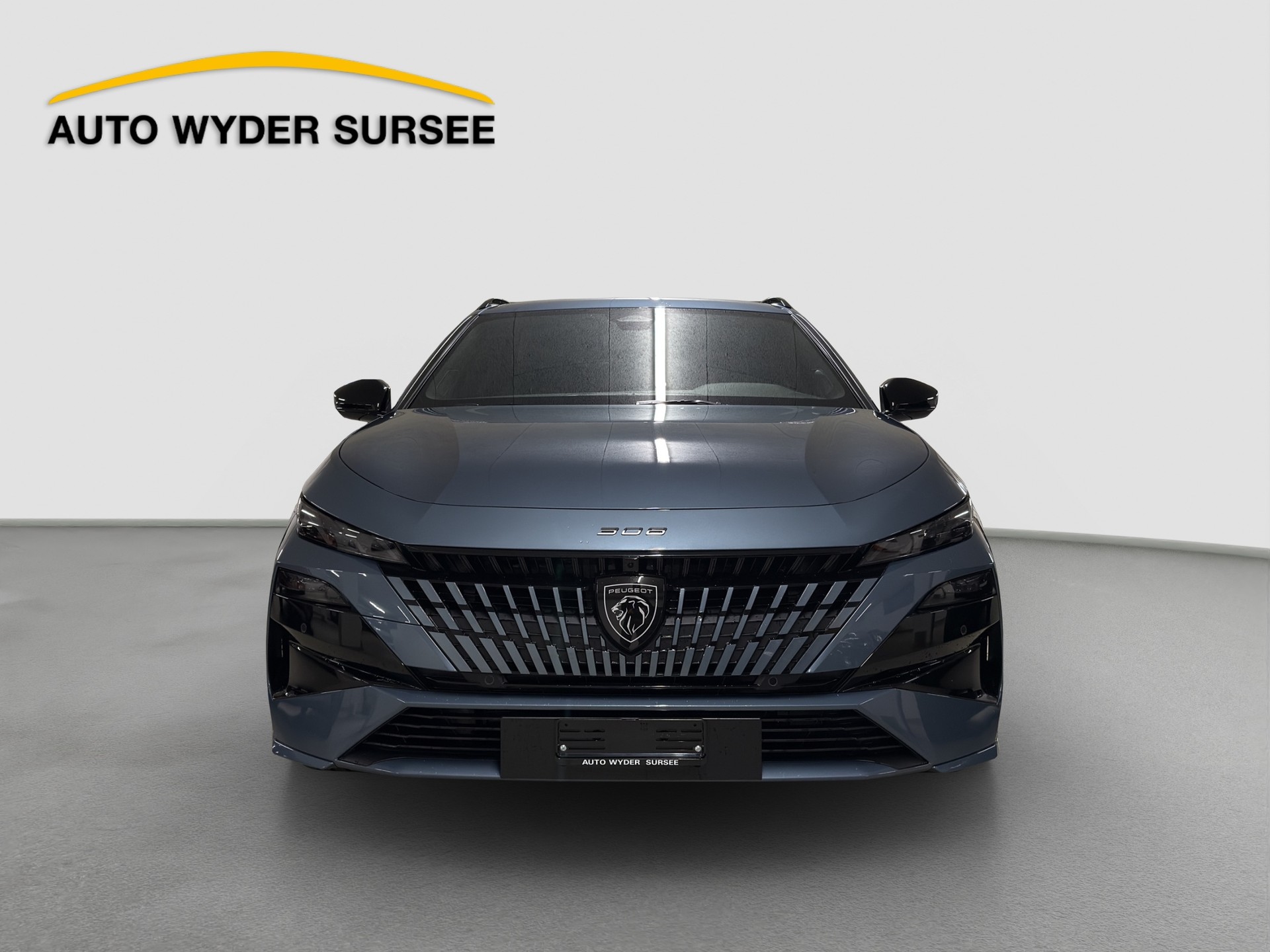PEUGEOT 308 SW 1.2 Hybrid GT-image-1
