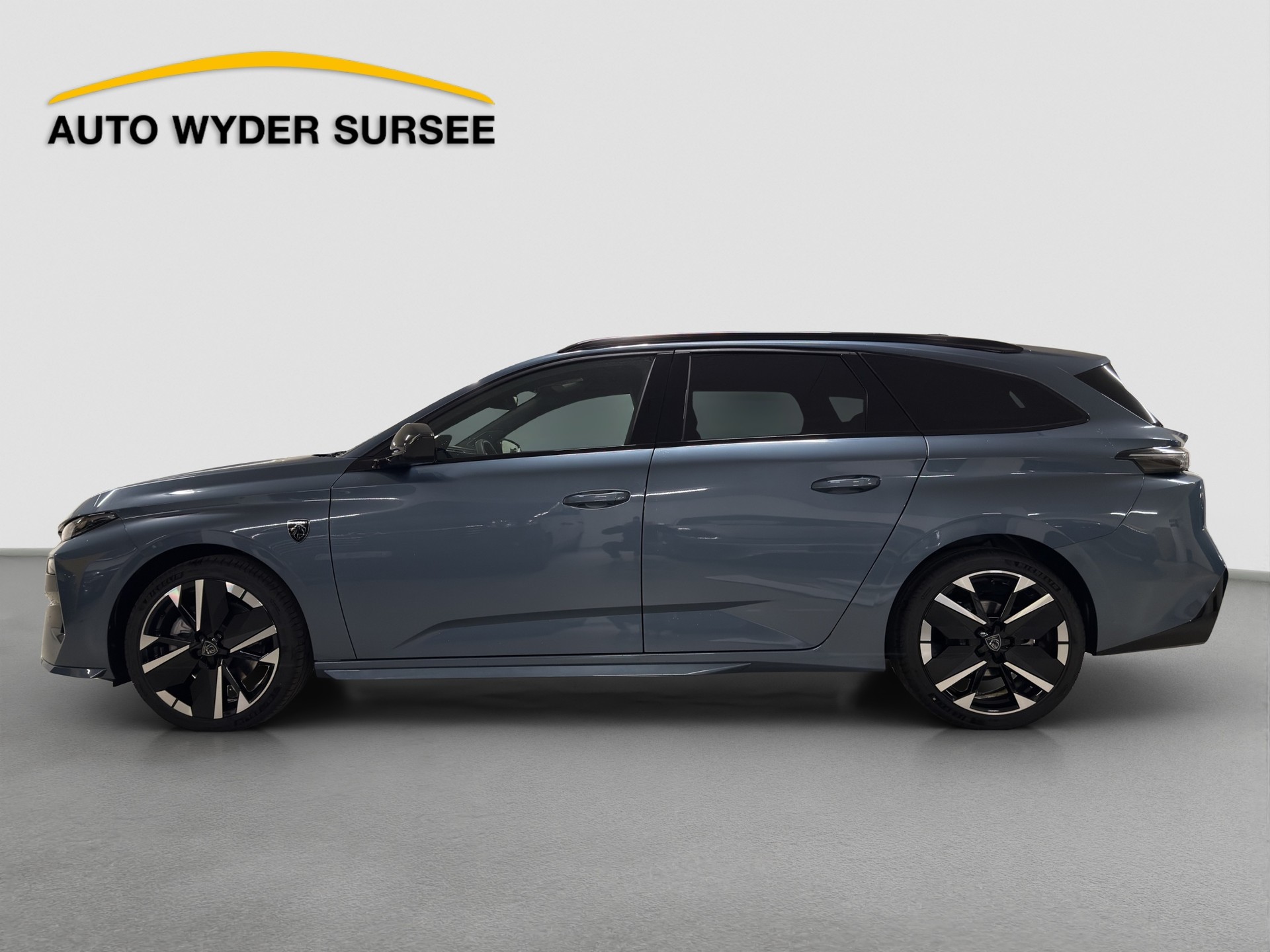 PEUGEOT 308 SW 1.2 Hybrid GT-image-2