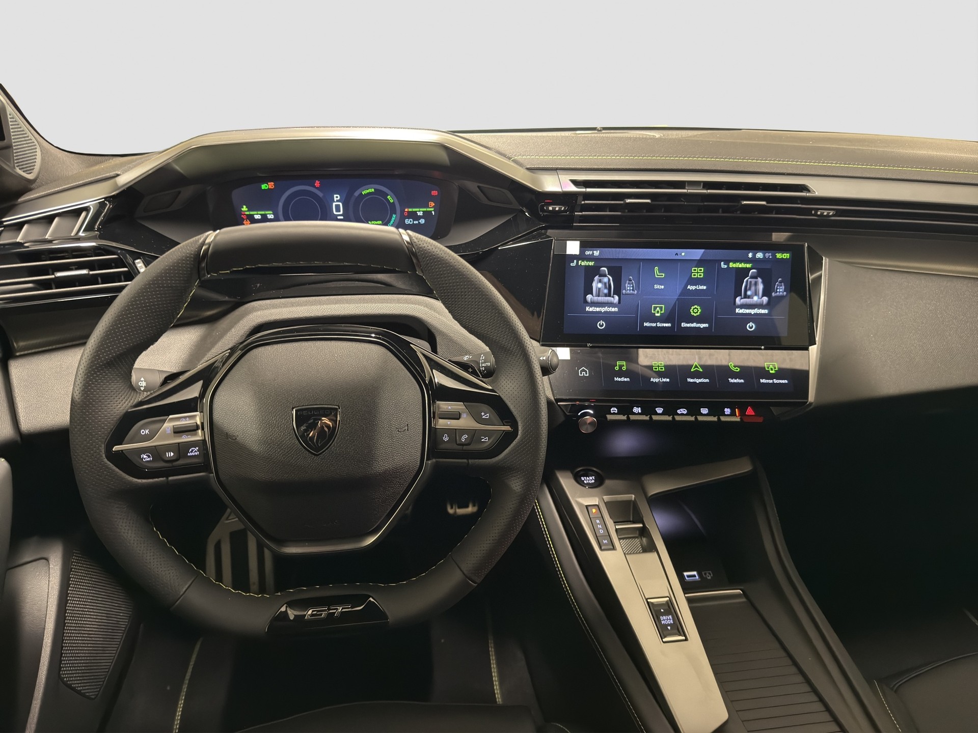 PEUGEOT 308 SW 1.2 Hybrid GT-image-14