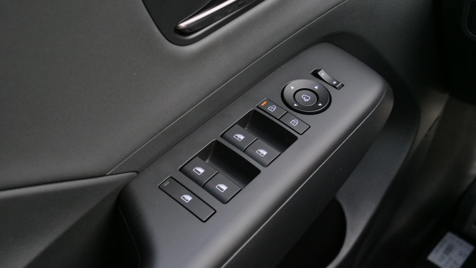 HYUNDAI Kona 1.6 GDi Hybrid N-Line-image-9