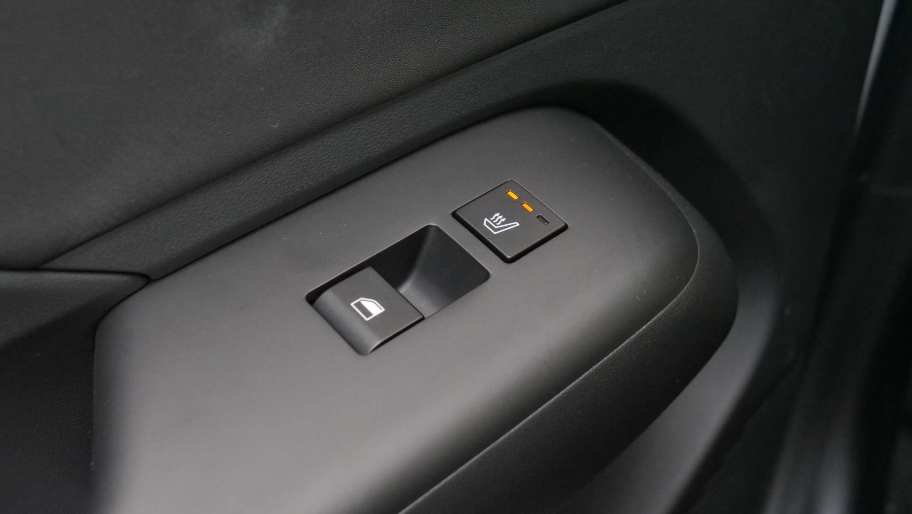 HYUNDAI Kona 1.6 GDi Hybrid N-Line-image-20