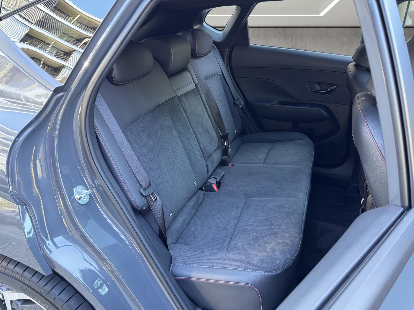 HYUNDAI Kona 1.6 GDi Hybrid N-Line-image-15