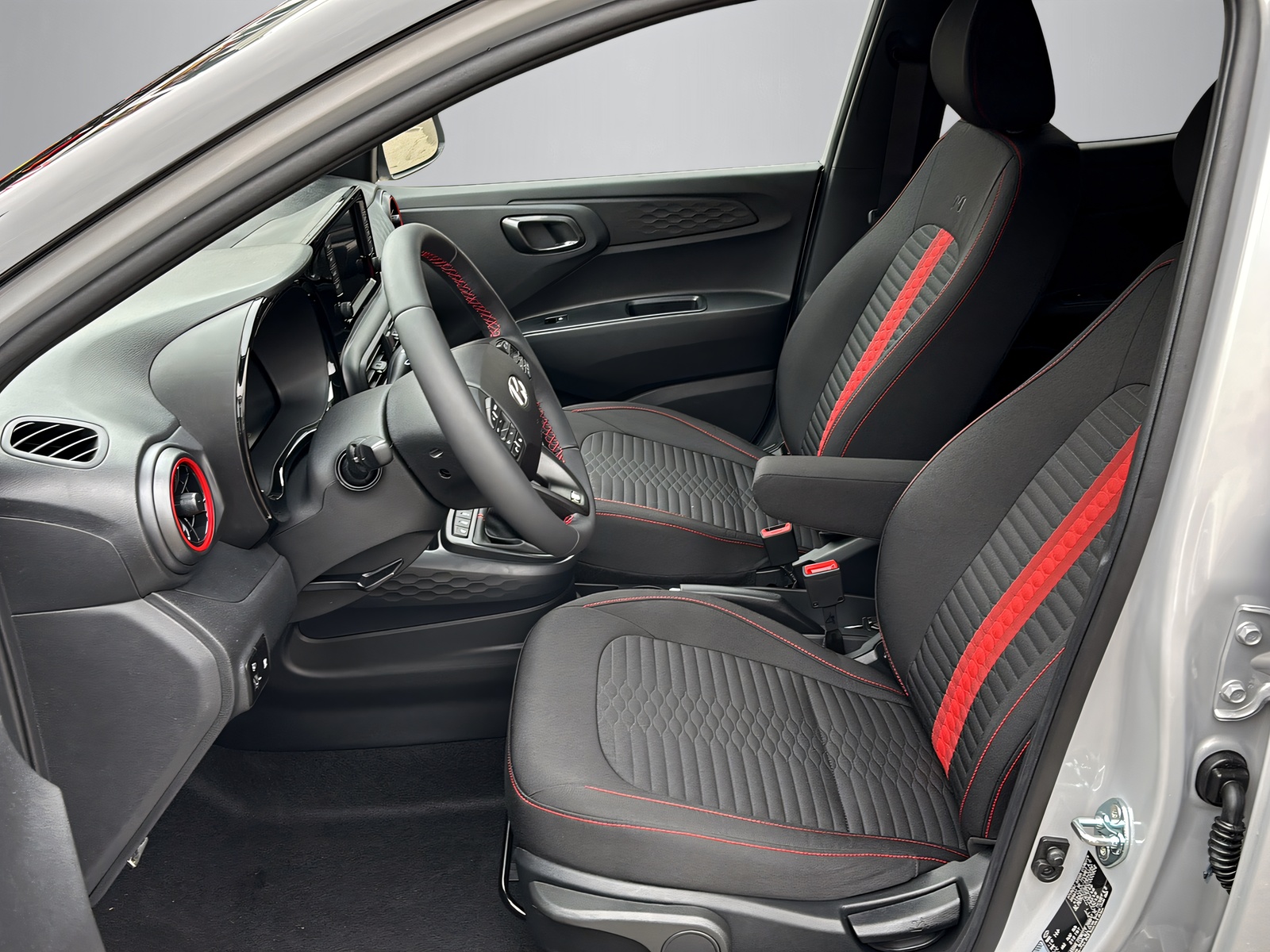 HYUNDAI i10 1.0 T-GDi N-Line-image-10