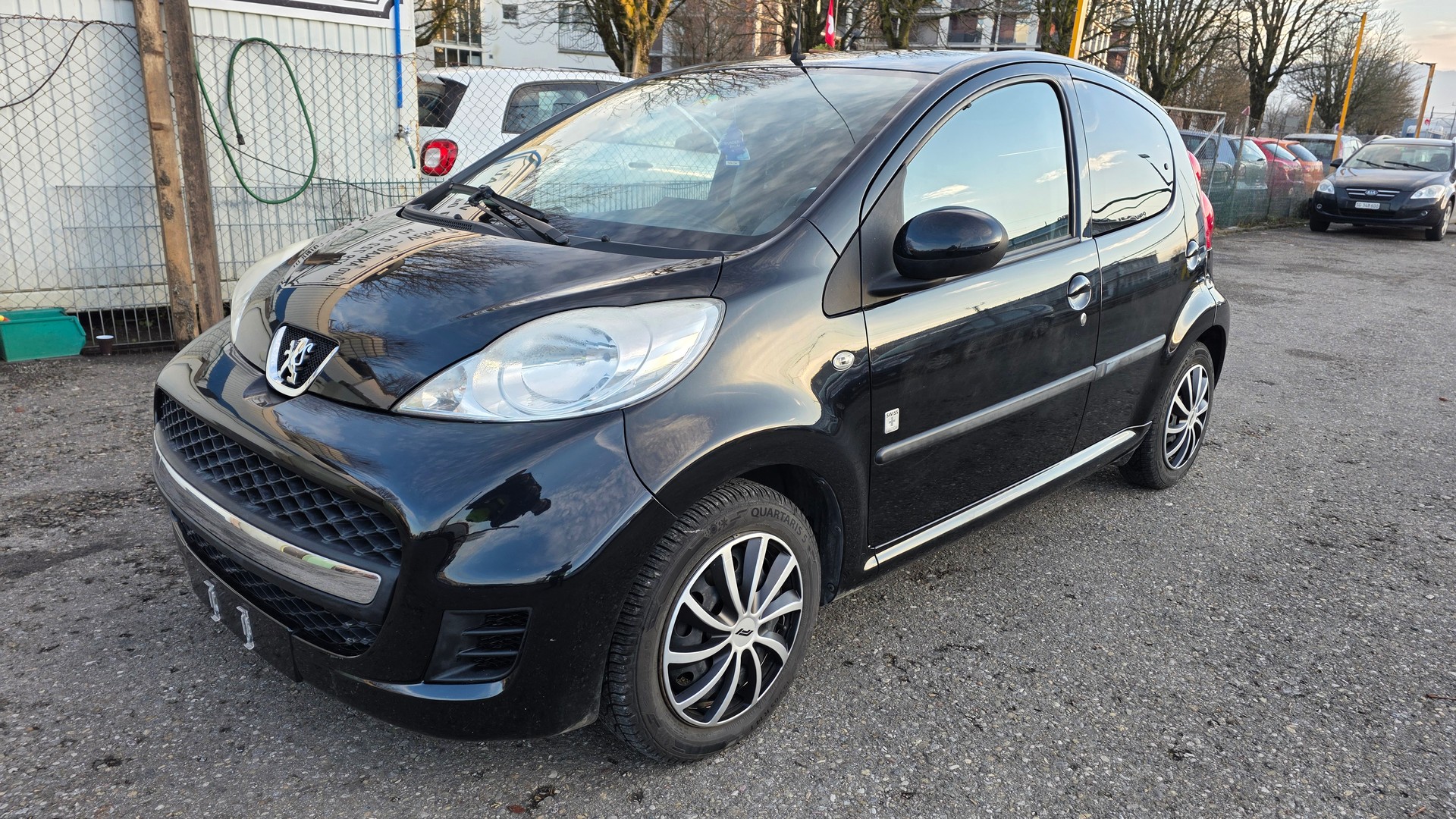 PEUGEOT 107 1.0 Swiss Edition