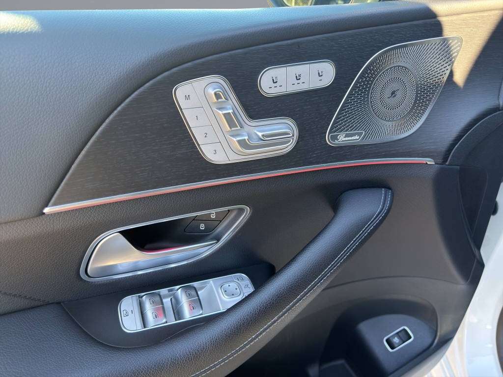 MERCEDES-BENZ GLE 300 d AMG Line 4matic-image-12