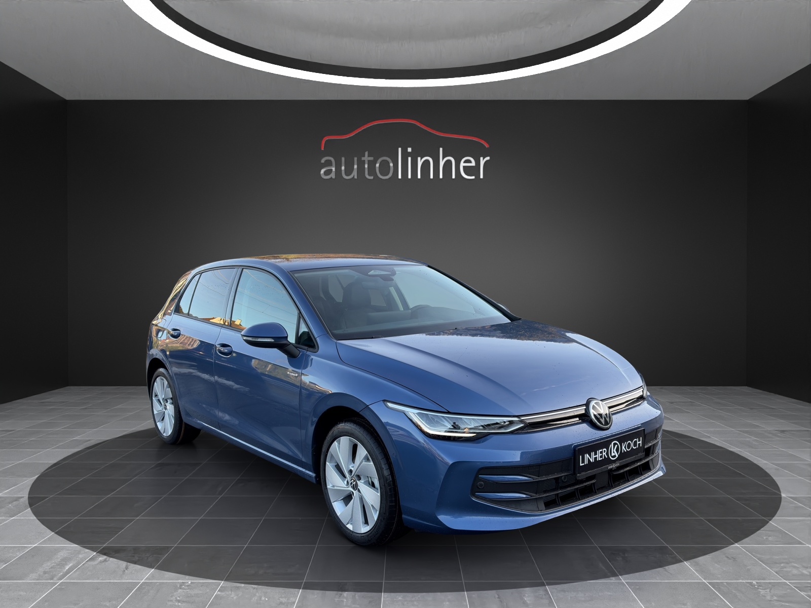 VW Golf 1.5 TSI Basis-image-5