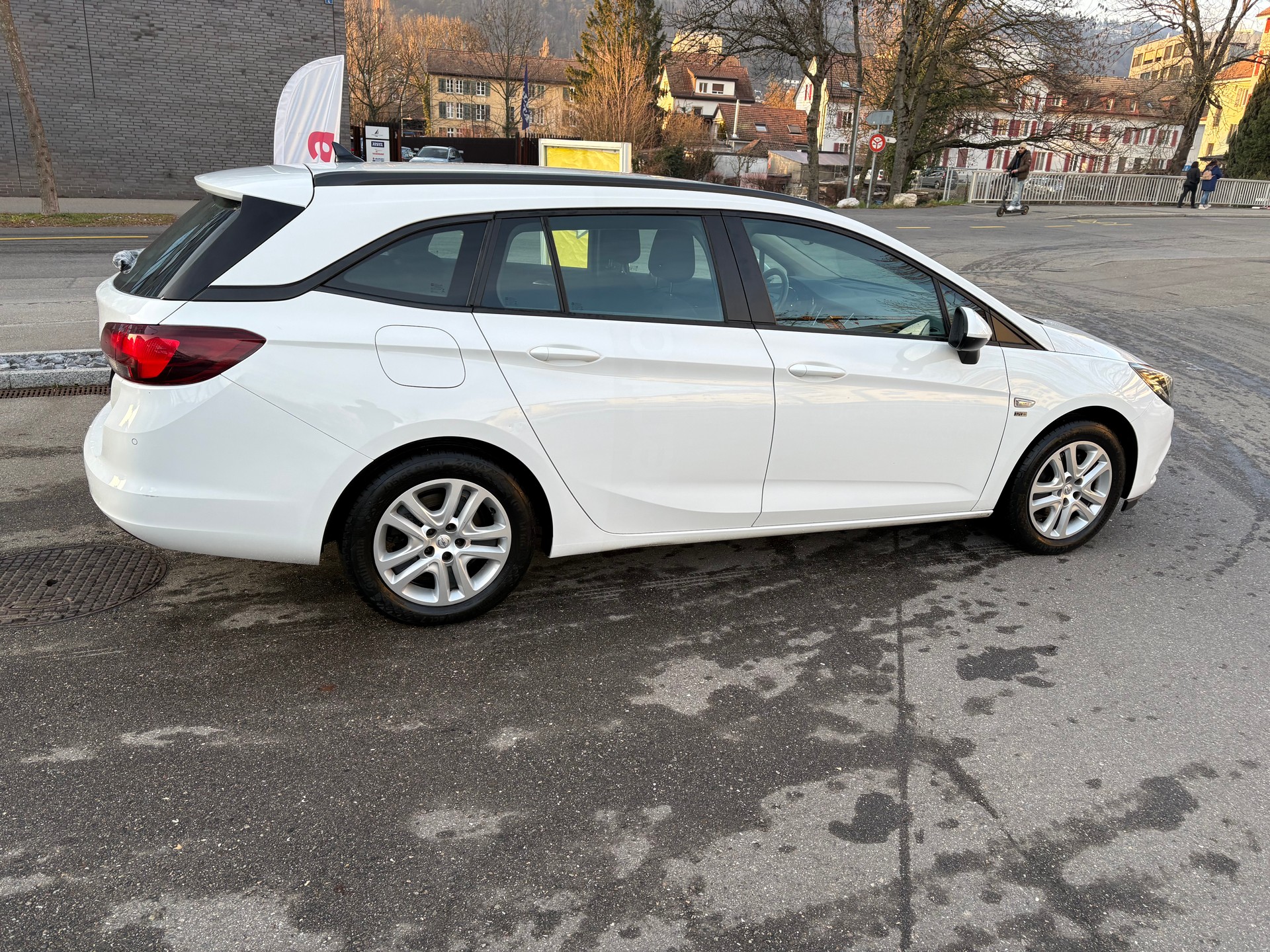 OPEL Astra Sports Tourer 1.6 CDTi Excellence-image-3