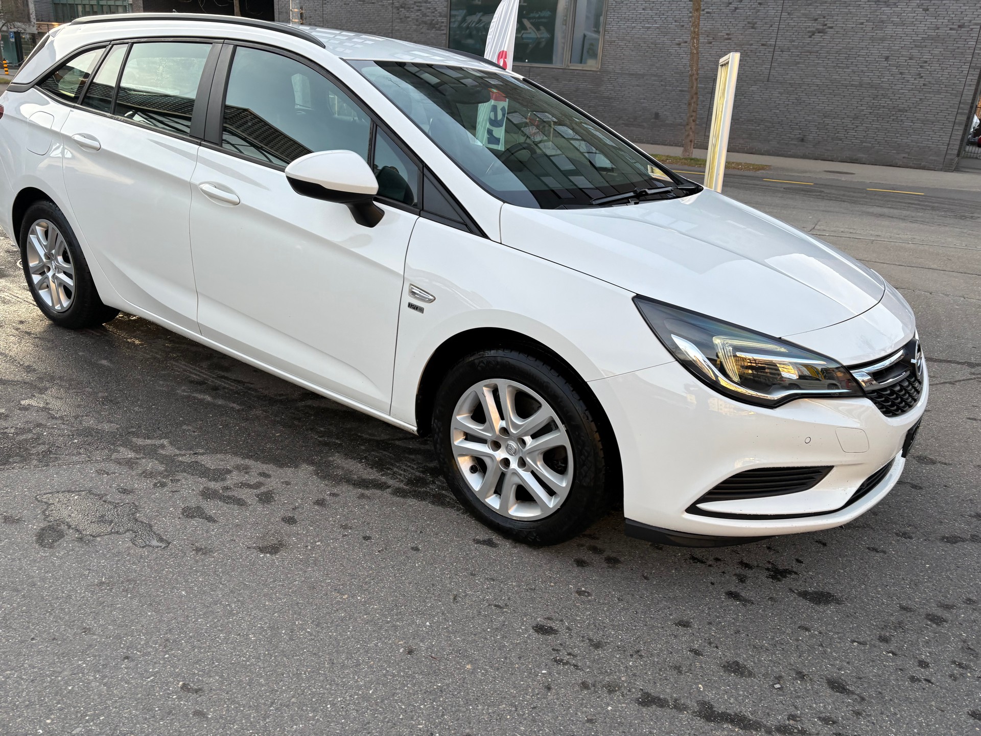 OPEL Astra Sports Tourer 1.6 CDTi Excellence-image-2