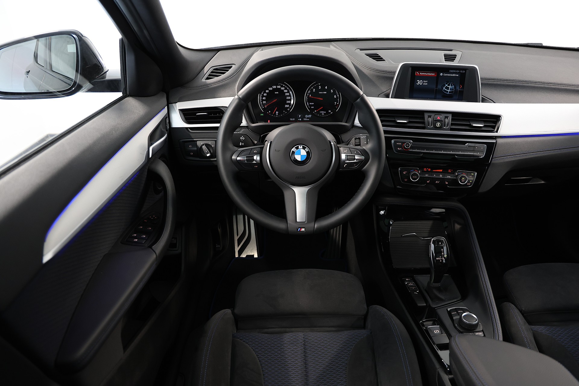 BMW X2 sDrive 20i M Sport Steptronic DSK-image-8