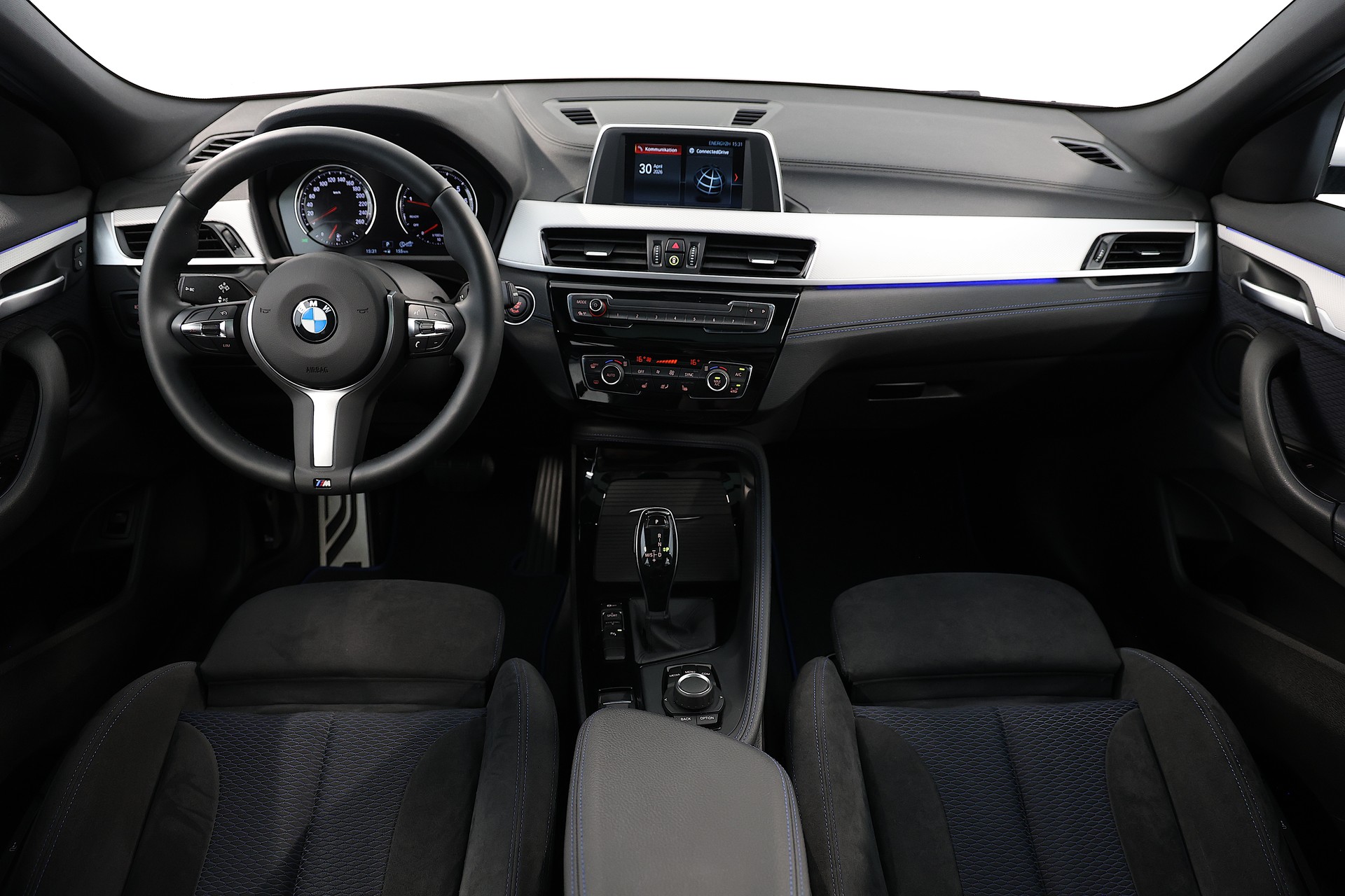 BMW X2 sDrive 20i M Sport Steptronic DSK-image-9
