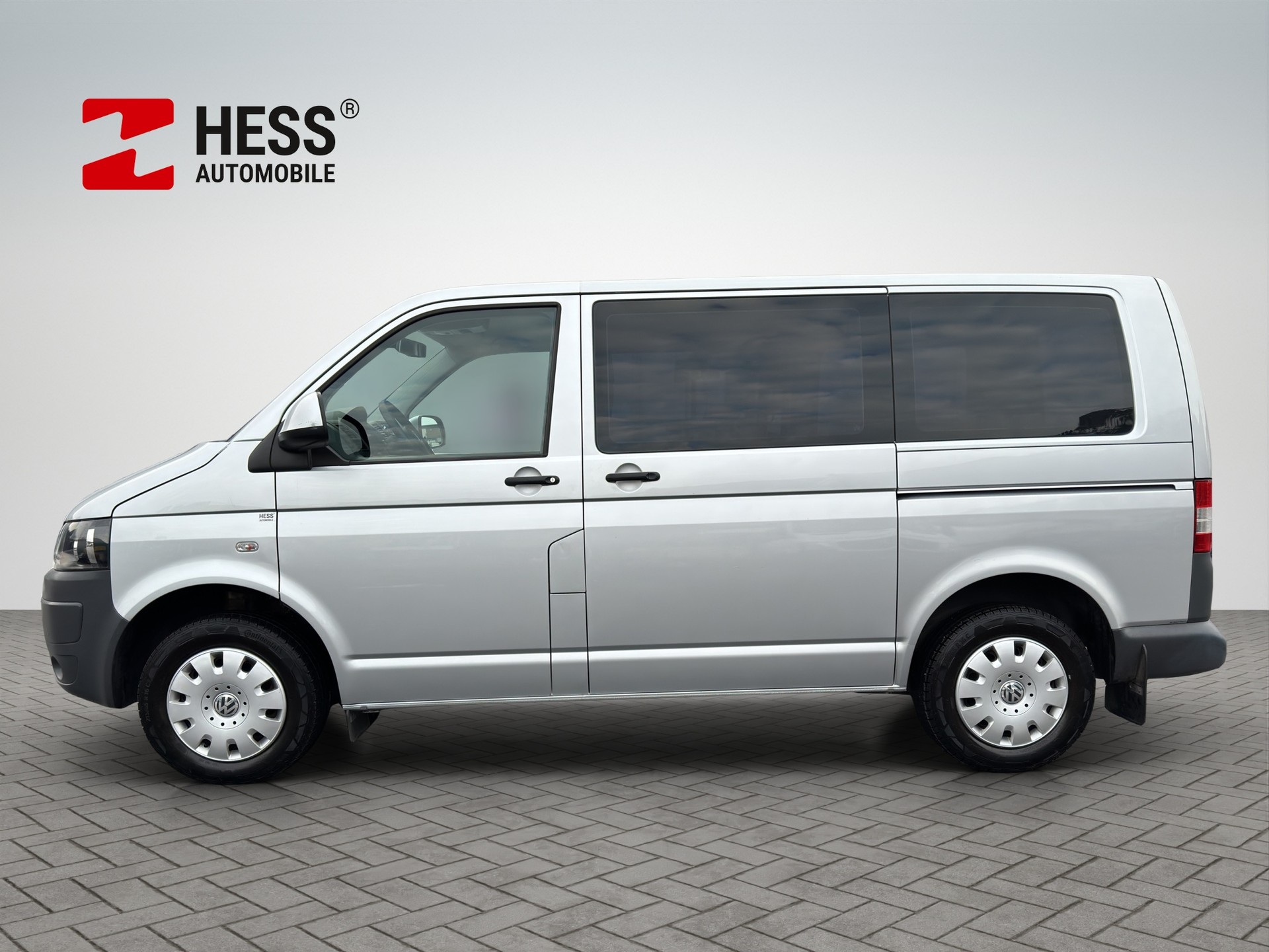 VW T5 2.0 TDI DSG-showroom-element-2