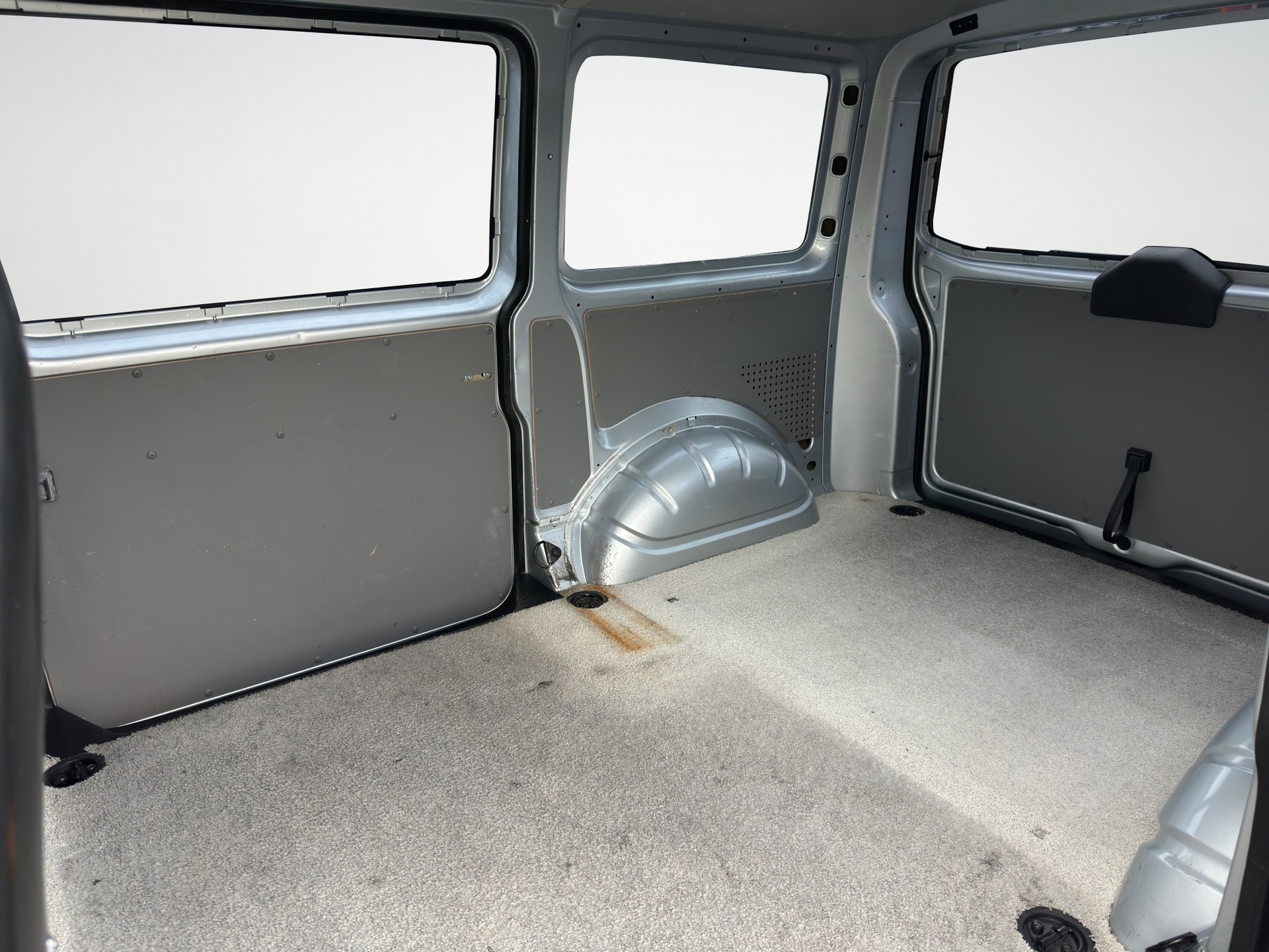 VW T5 2.0 TDI DSG-image-10