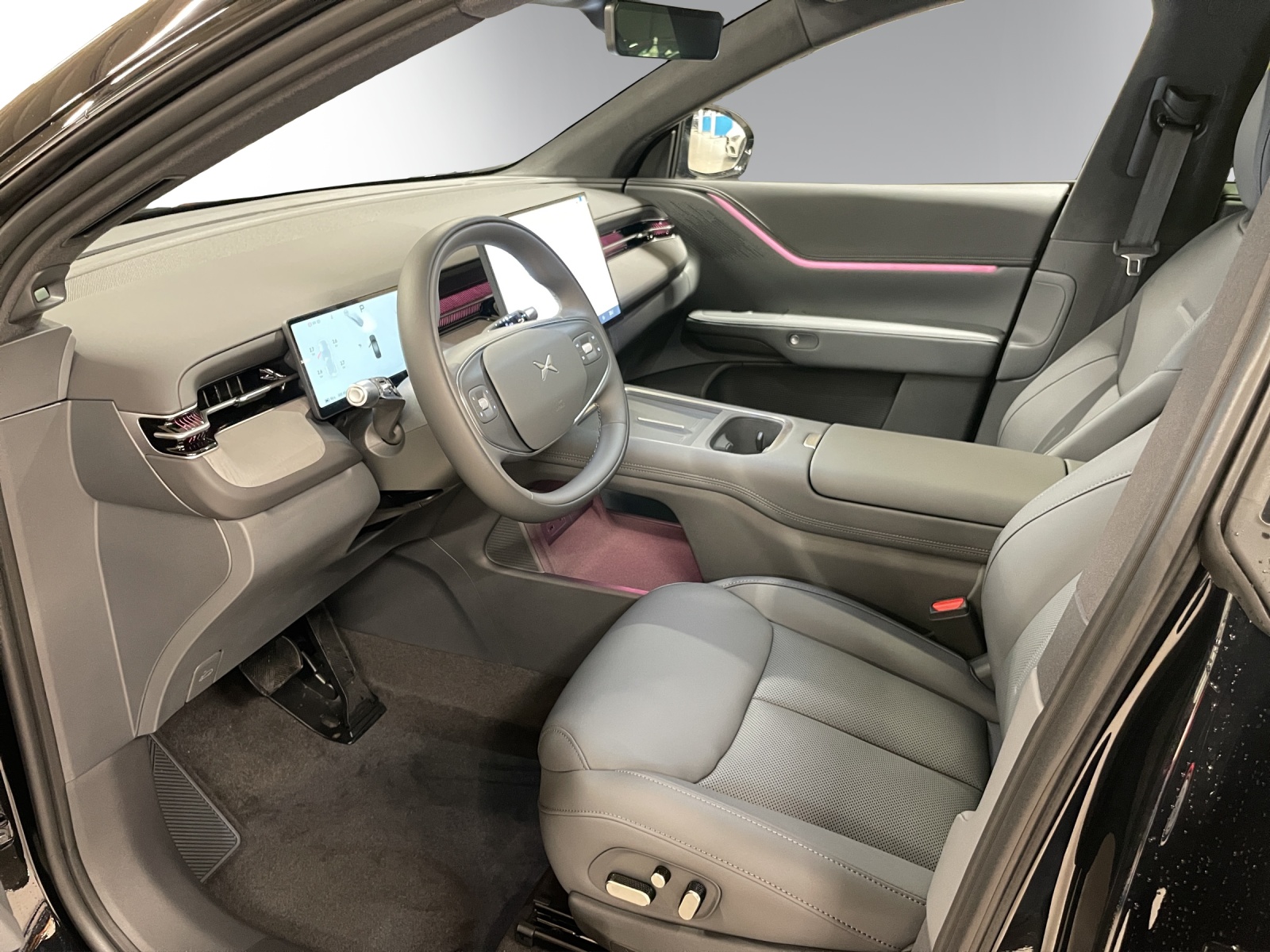 XPENG G9 93kWh Performance AWD-image-4
