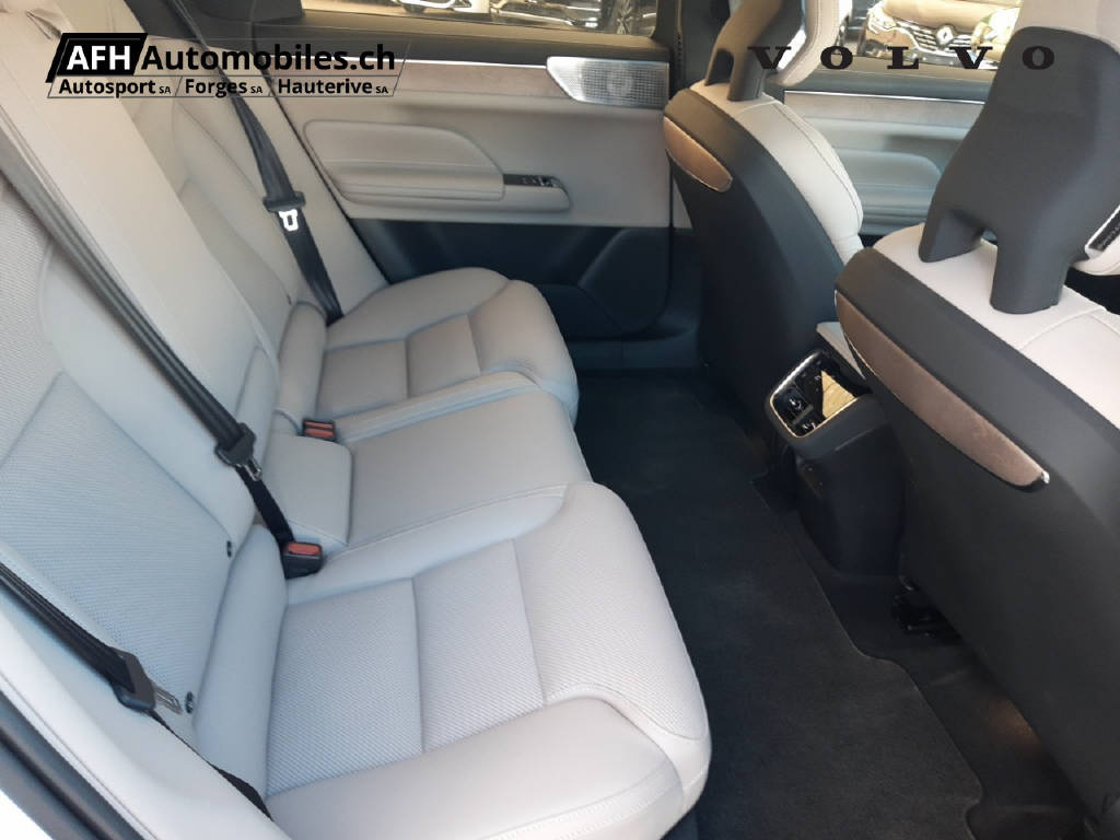 VOLVO ES90 Ultra-image-11