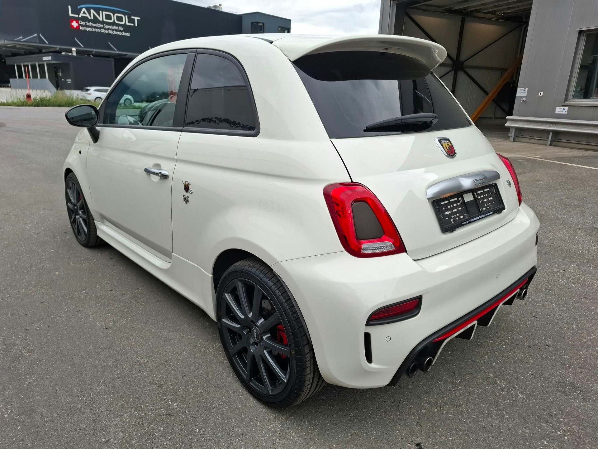 FIAT 595 1.4 16V Turbo Abarth Pista-image-3