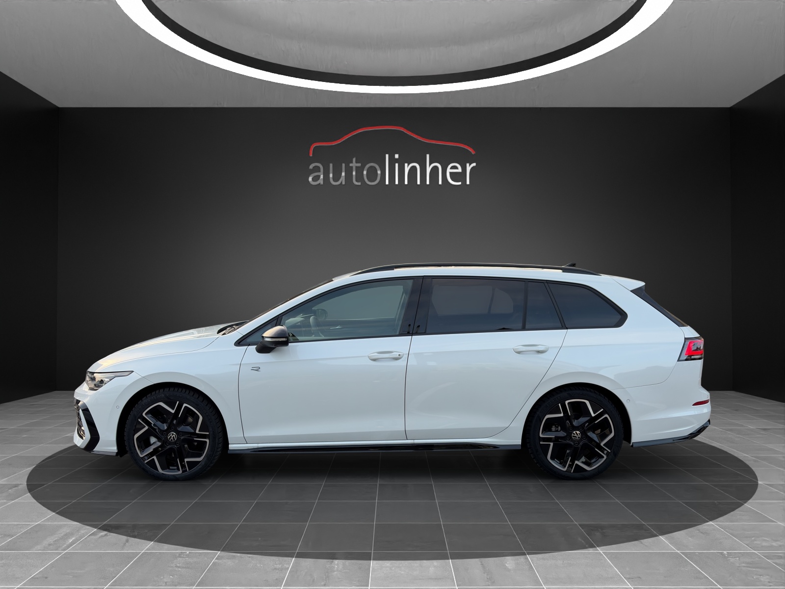 VW Golf Variant 2.0 TSI R-Line DSG 4 Motion-image-1