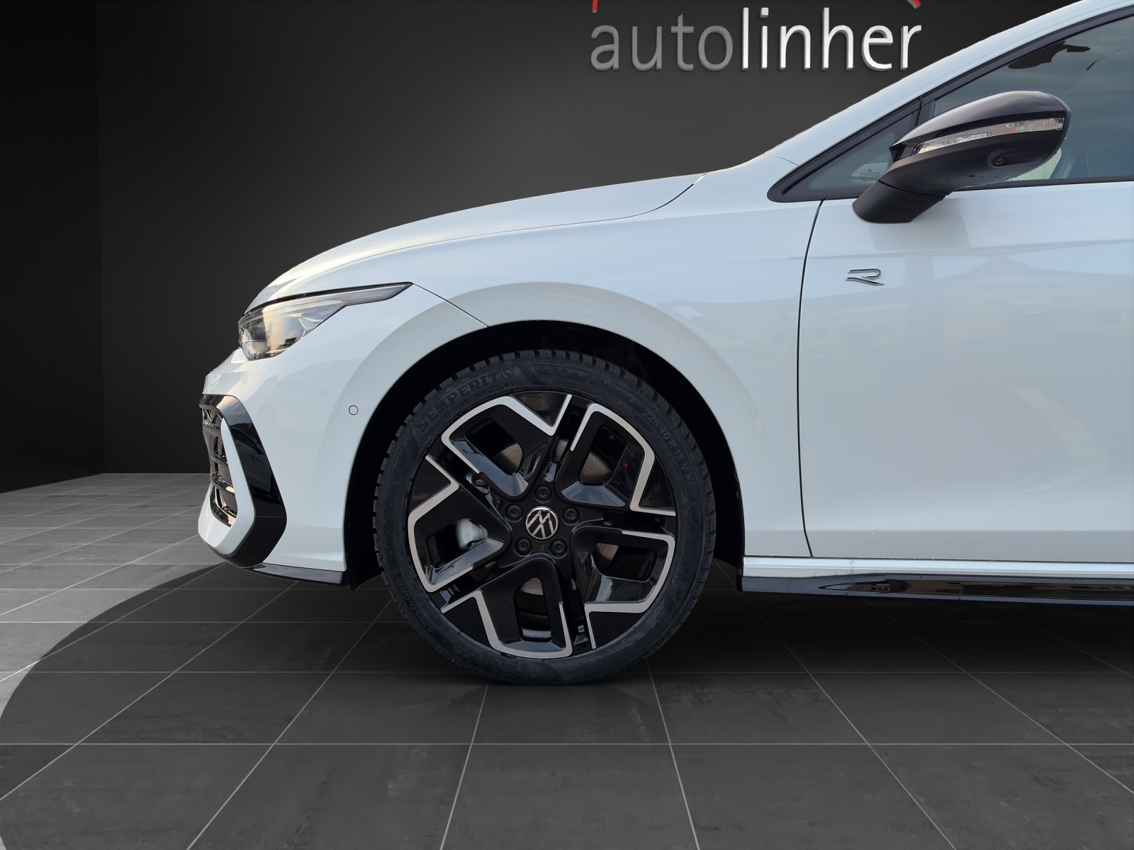 VW Golf Variant 2.0 TSI R-Line DSG 4 Motion-image-13