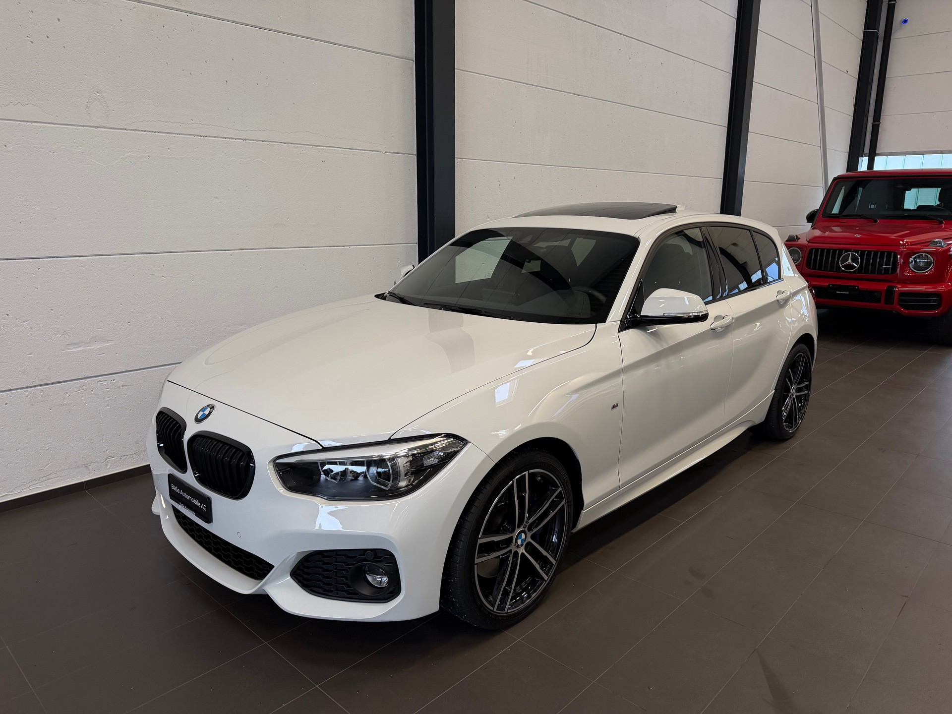 BMW 118d xDrive Edition M Sport-image-4