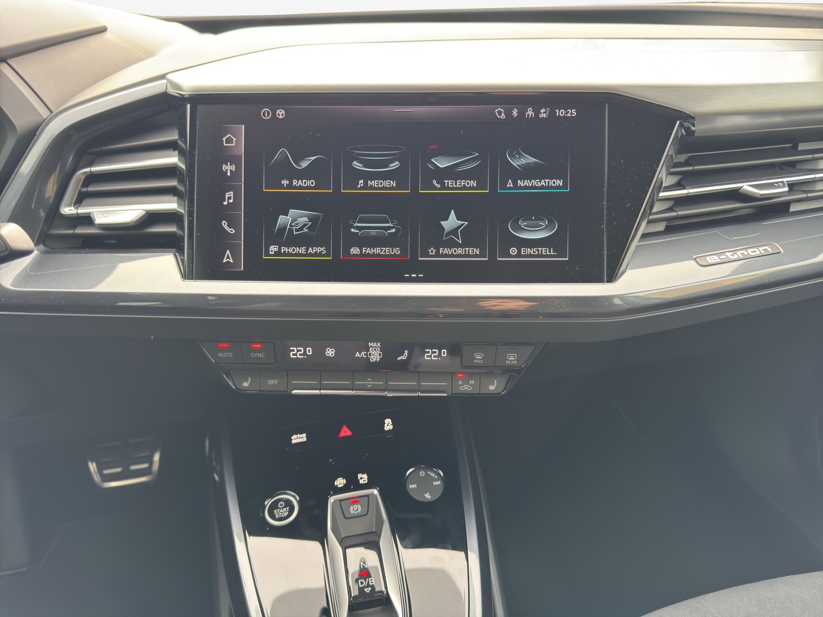 AUDI Q4 e-tron 45 Edition Swiss Ski quattro-image-10