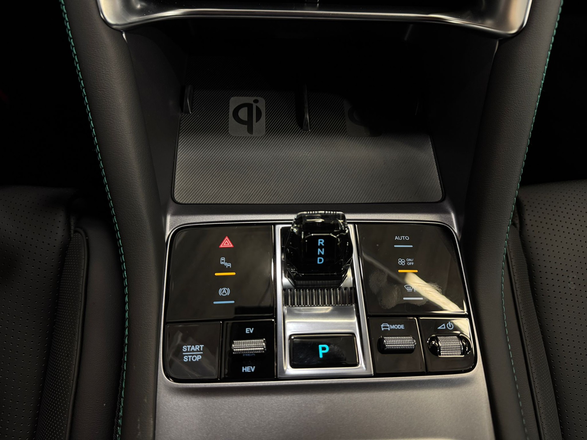 BYD Seal U DM-i Design AWD-image-14