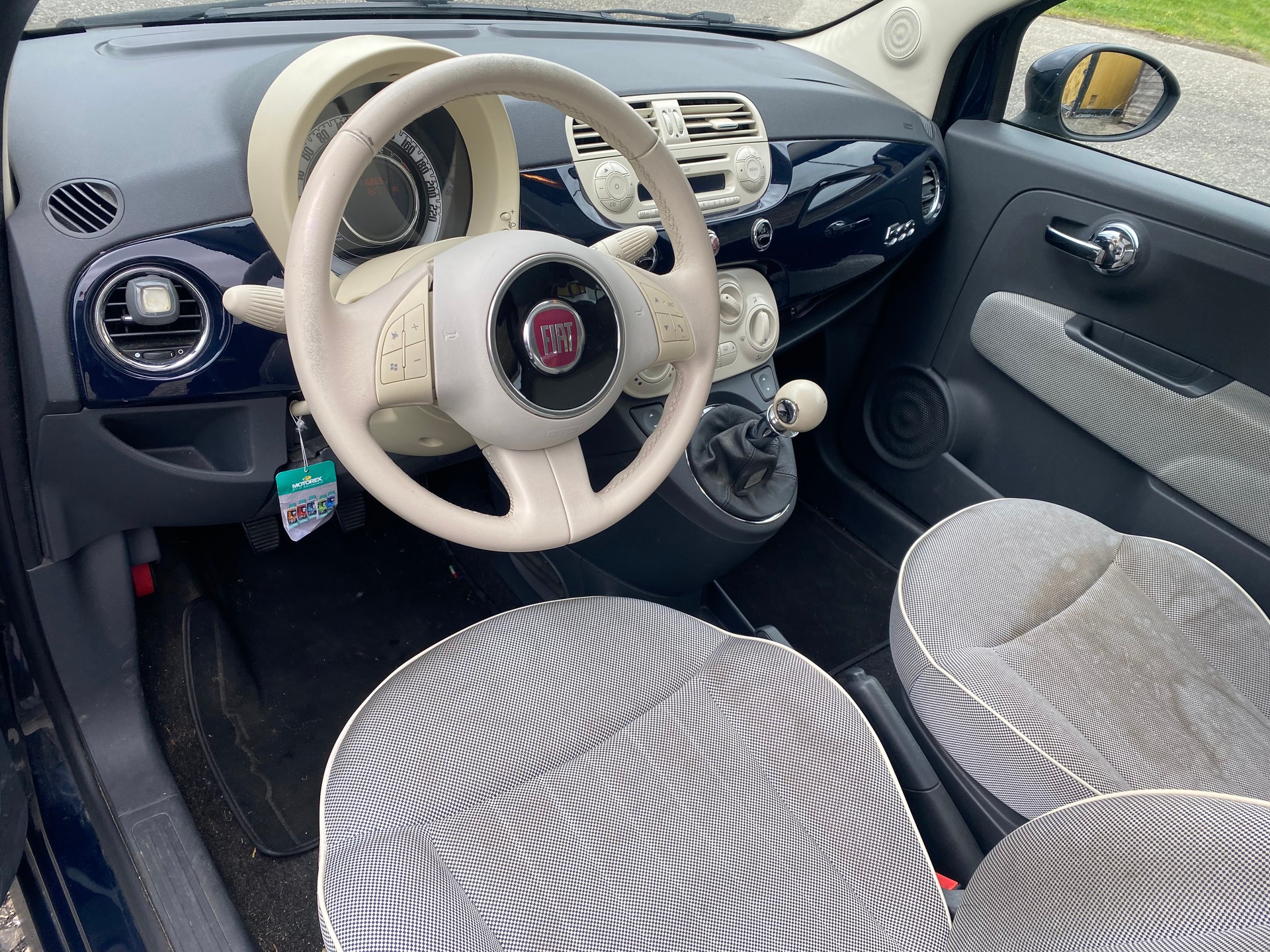 FIAT 500 1.2 Lounge-image-4
