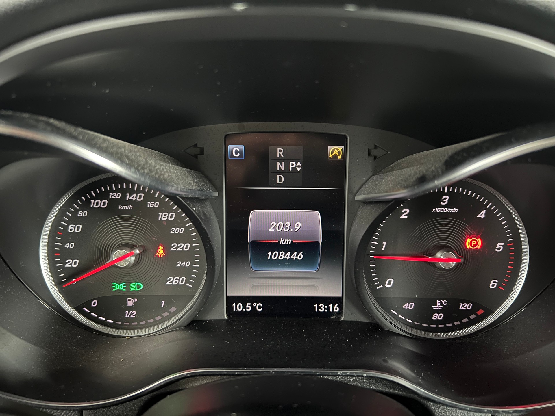 MERCEDES-BENZ GLC 250 d 4Matic 9G-Tronic-image-13