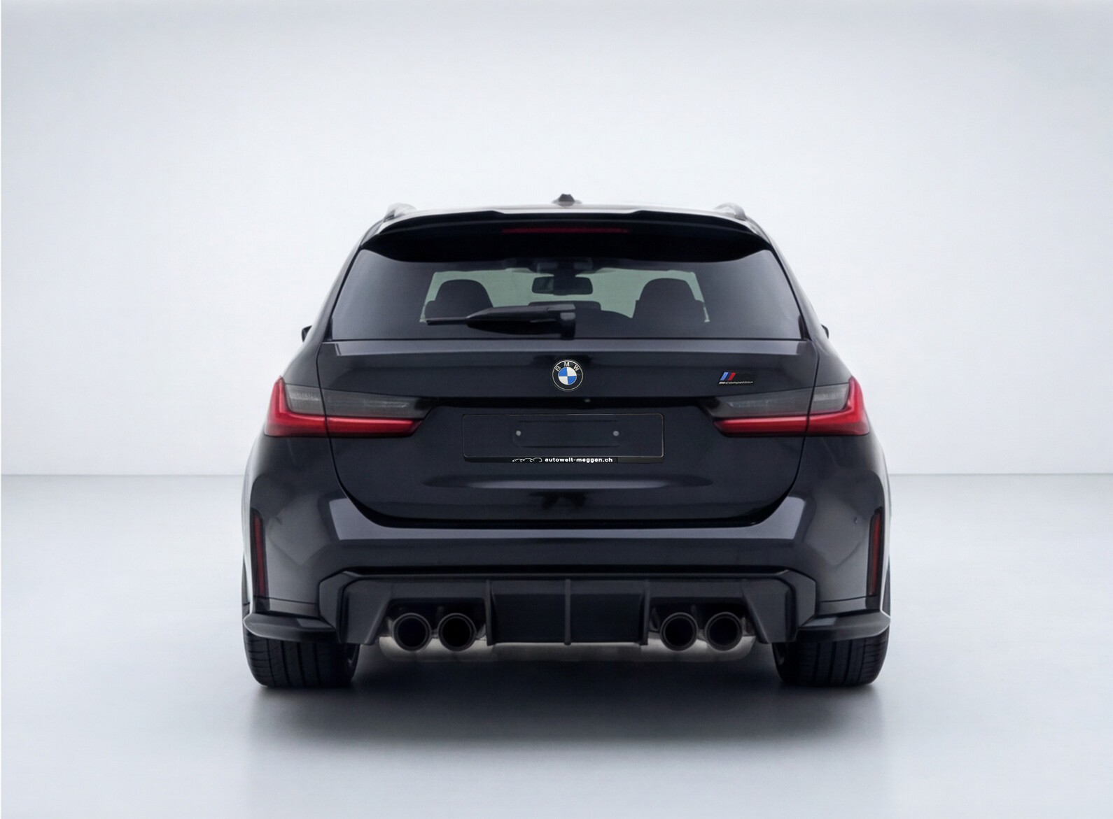 BMW M3 Touring xDrive Competition M-image-3