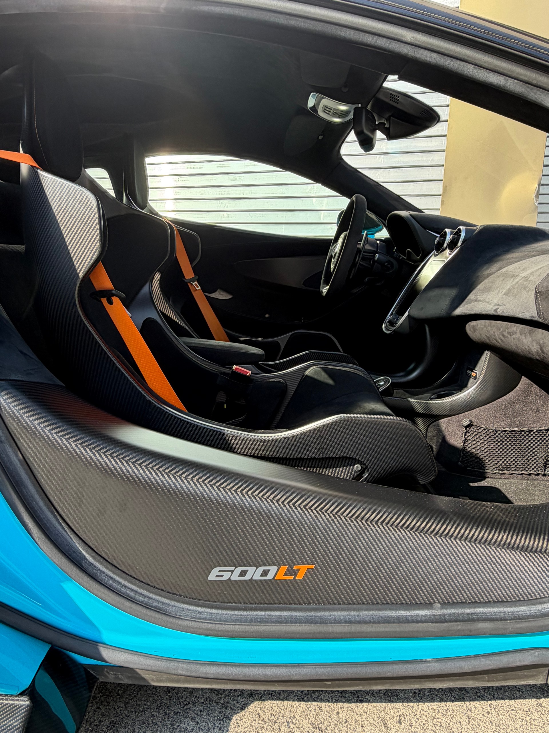McLAREN 600LT Coupé 3.8 V8 SSG-image-17