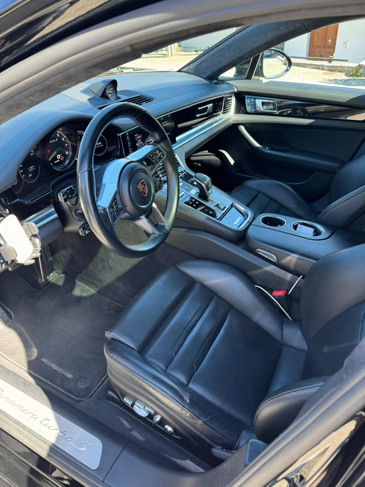 PORSCHE Panamera Turbo S E-Hybrid PDK-image-4