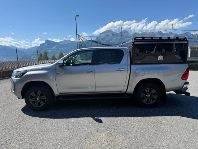 TOYOTA Hilux 2.8D-4D Premium Double Cab 4x4 A-image-1