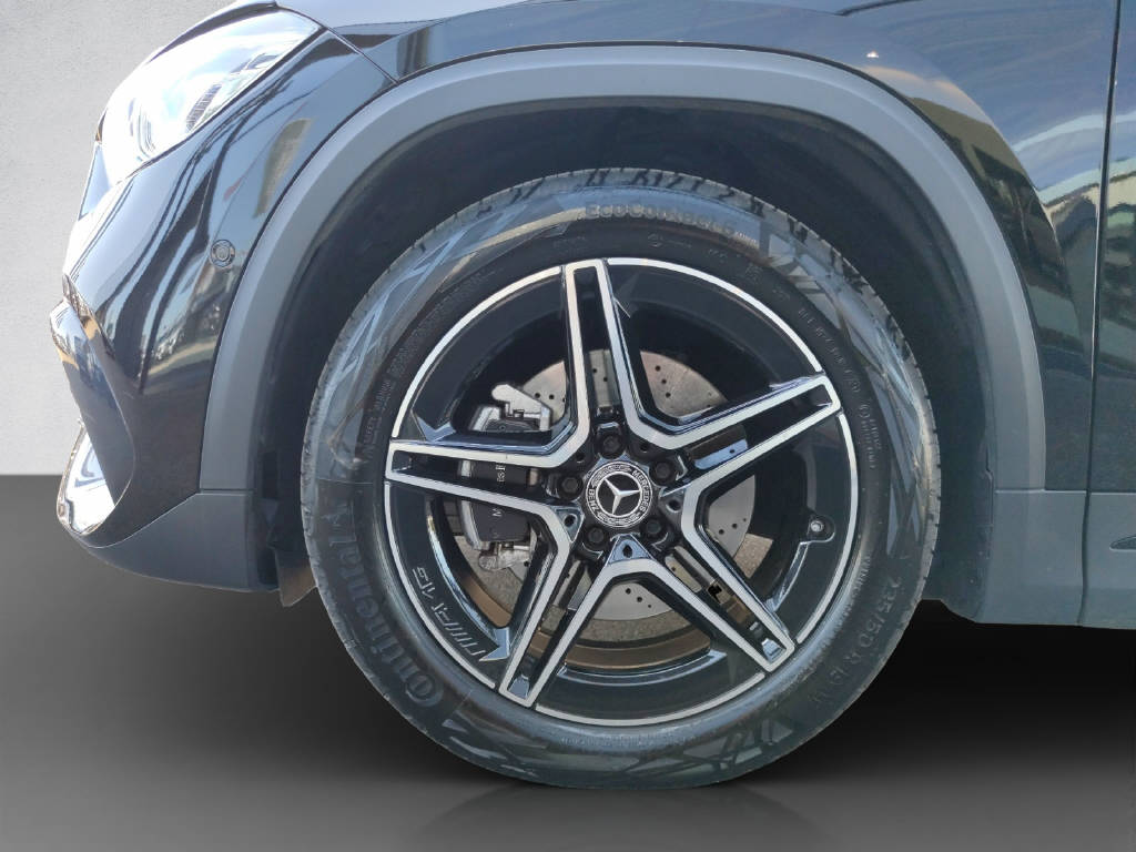 MERCEDES-BENZ GLA 220 d AMG Line 4Matic-image-6