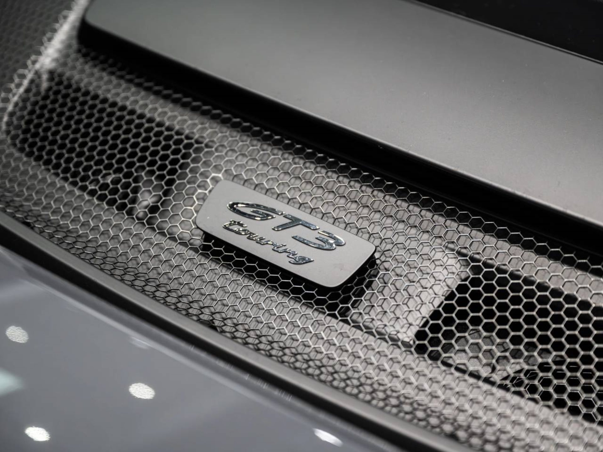 PORSCHE 911 GT3 mit Touring-Paket-image-27