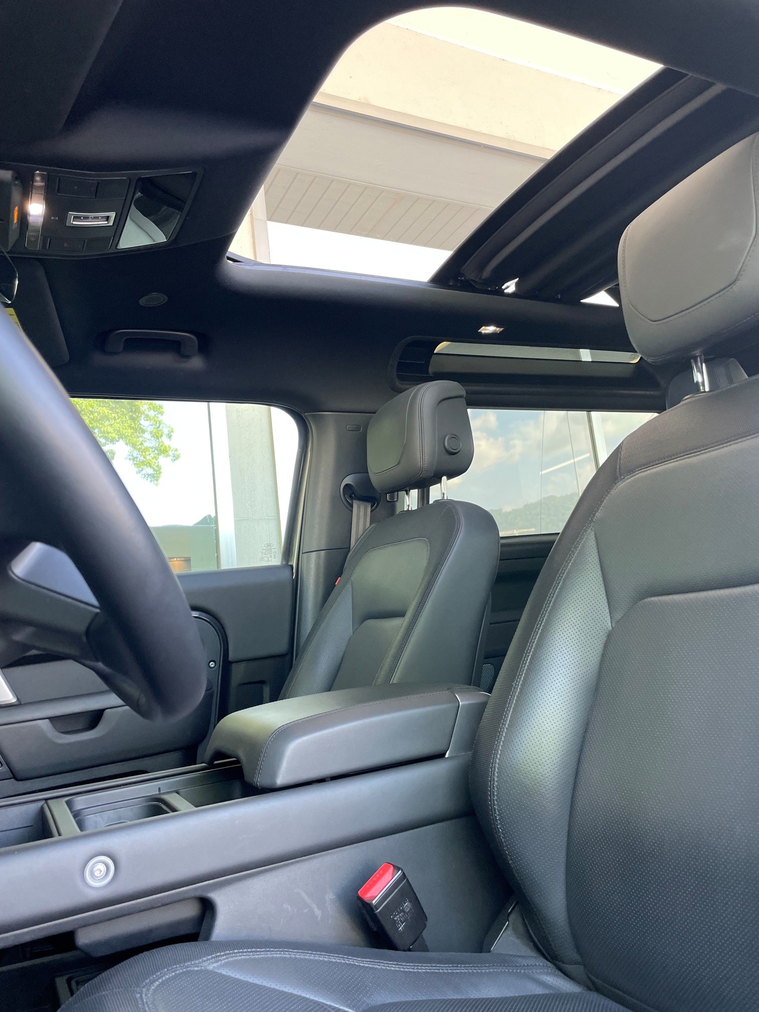 LAND ROVER Defender 90 3.0 D I6 250 SE-image-5